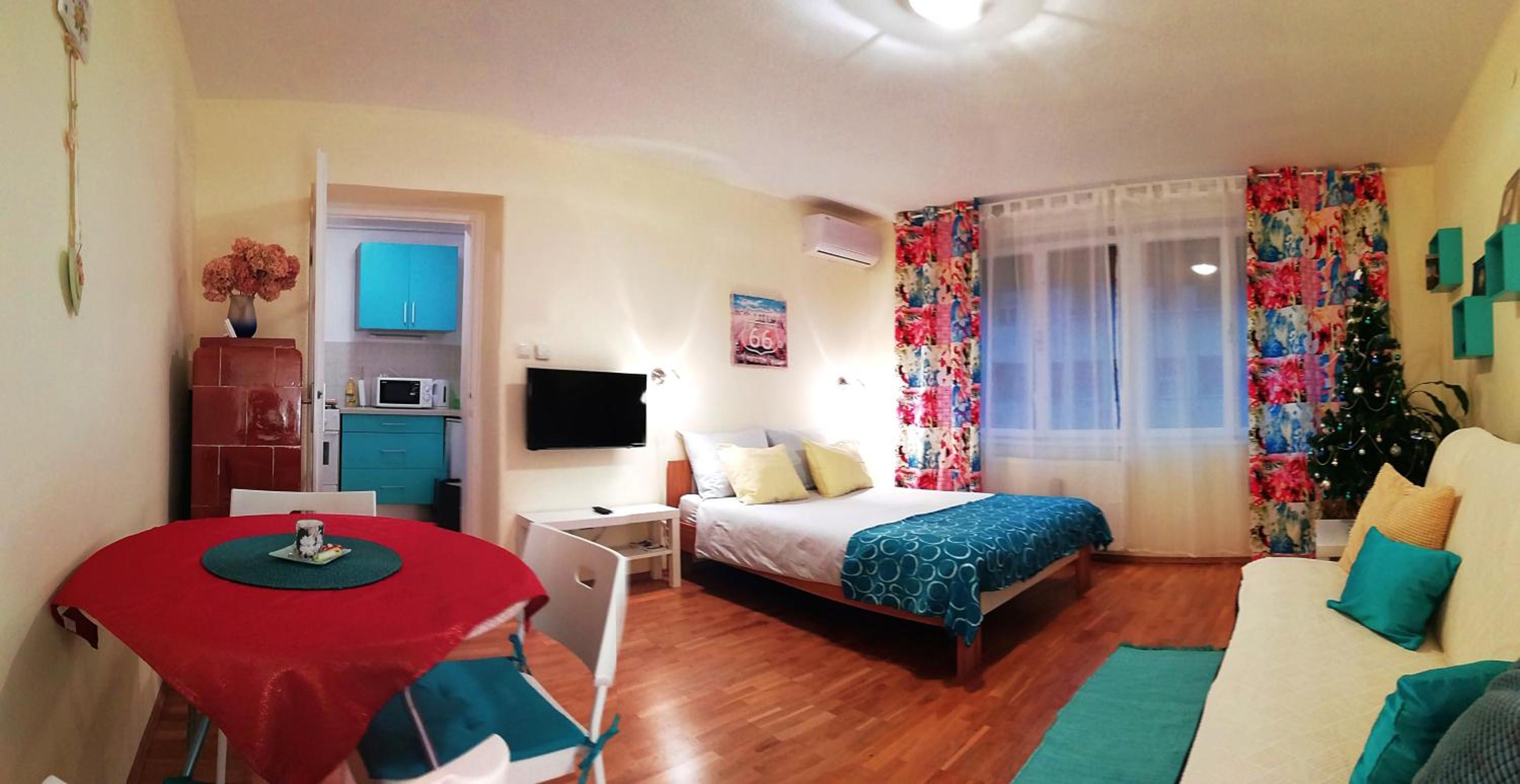Studio Apartment
