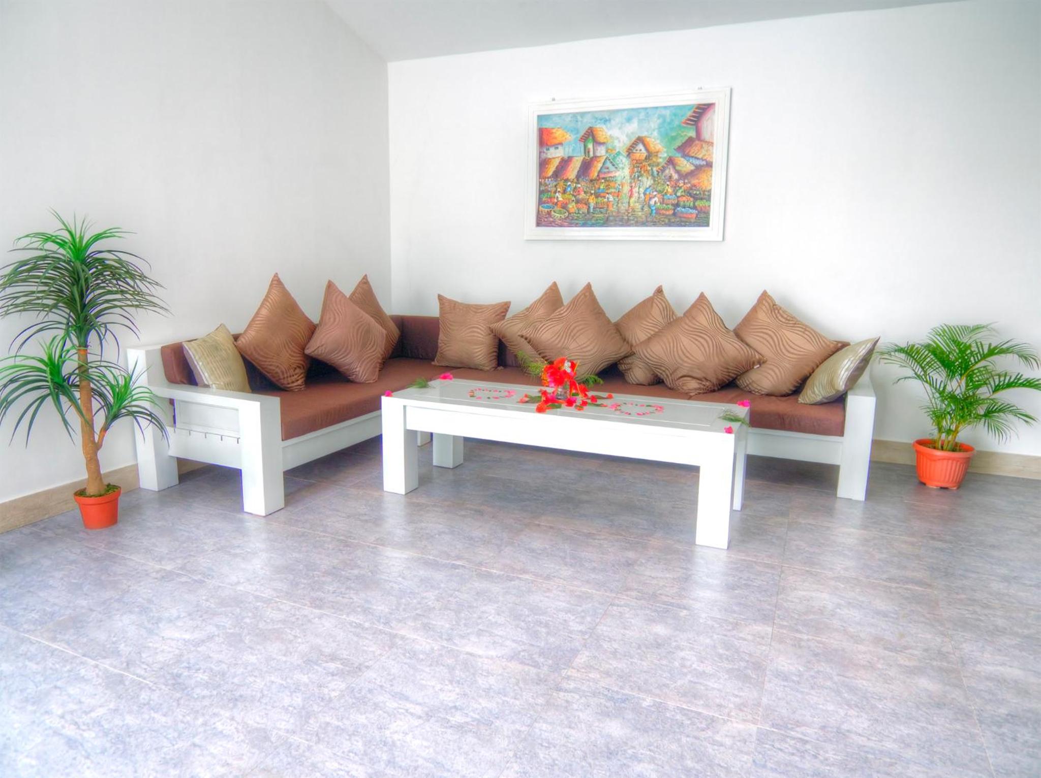 Three-Bedroom Villa photo 3