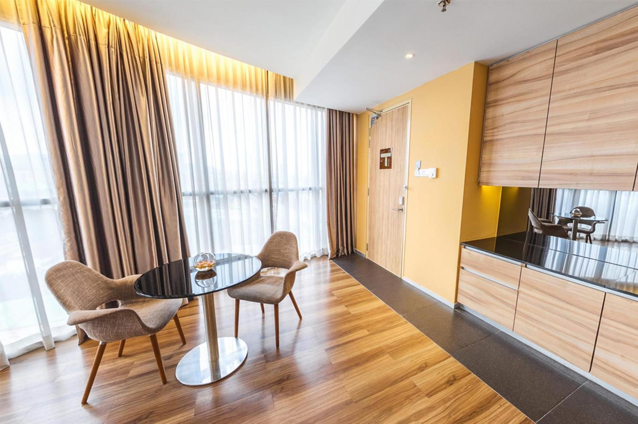 Executive Suite photo 3