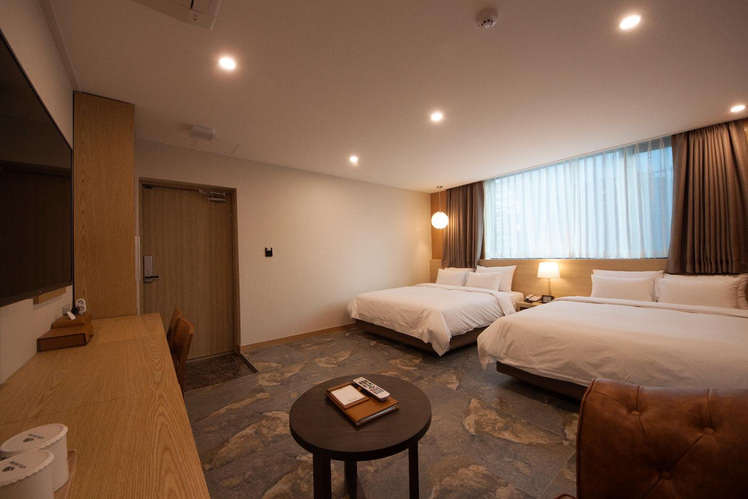 Quadruple Room photo 2