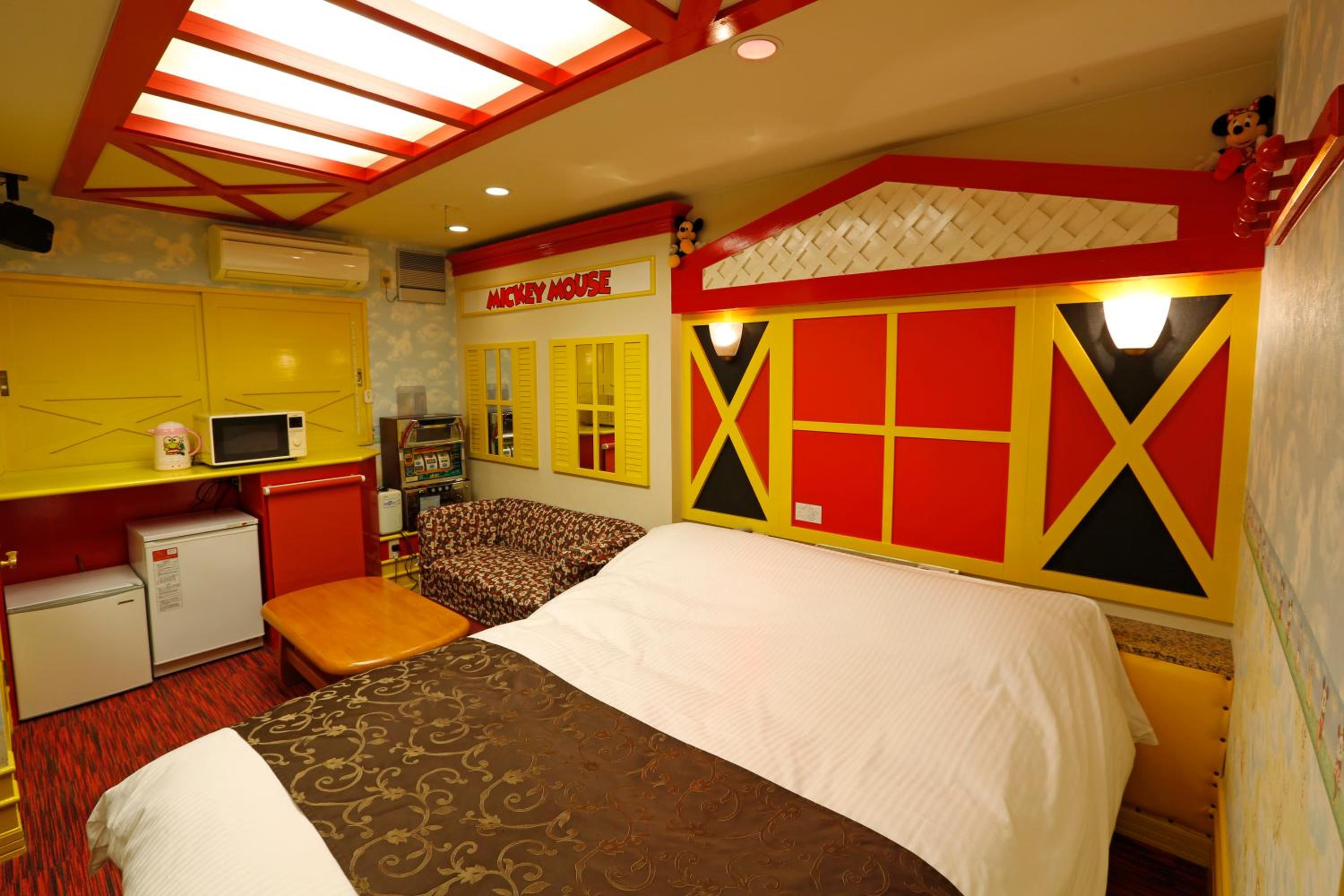 Standard Double Room - Photo 14