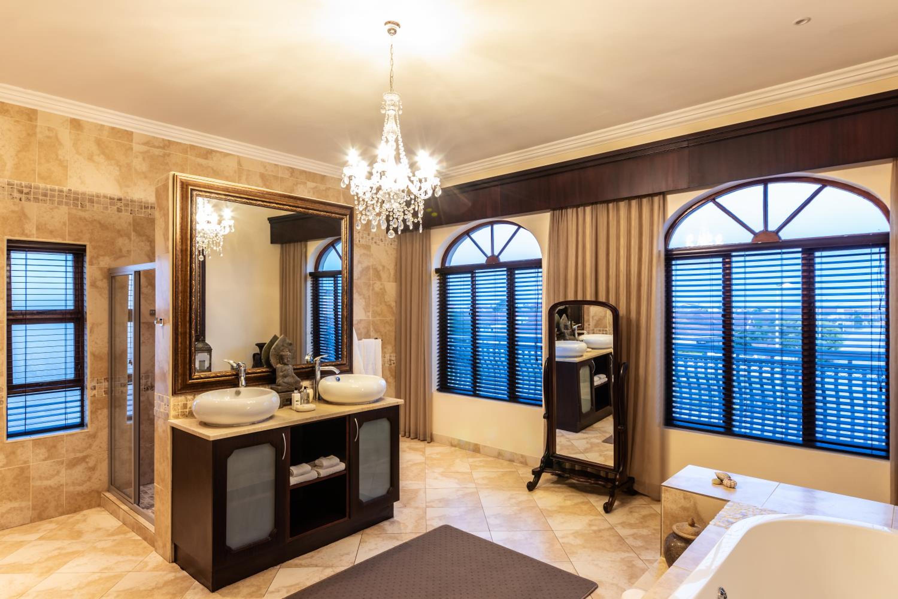 Presidential Suite photo 3
