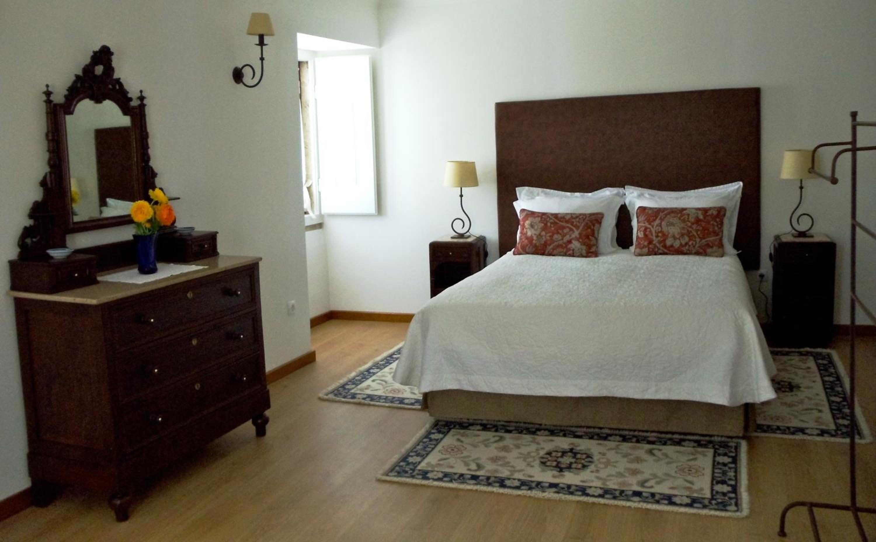 Suite - Photo 10