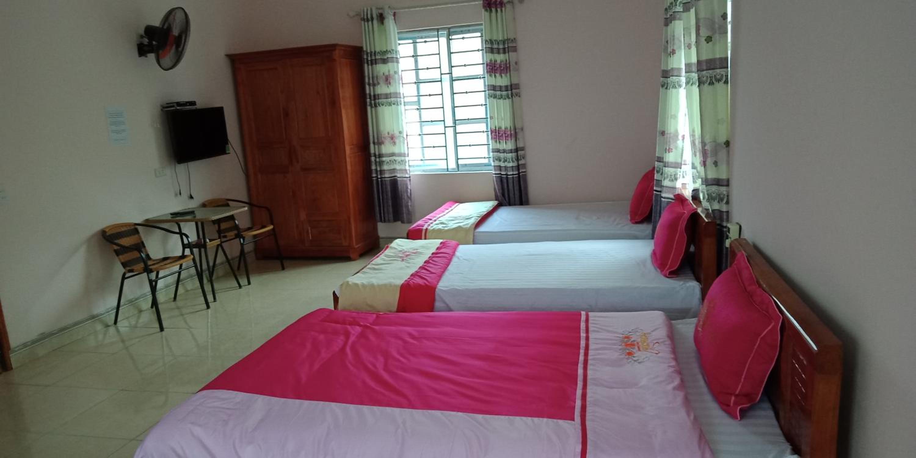 Mixed Dormitory Room photo 1