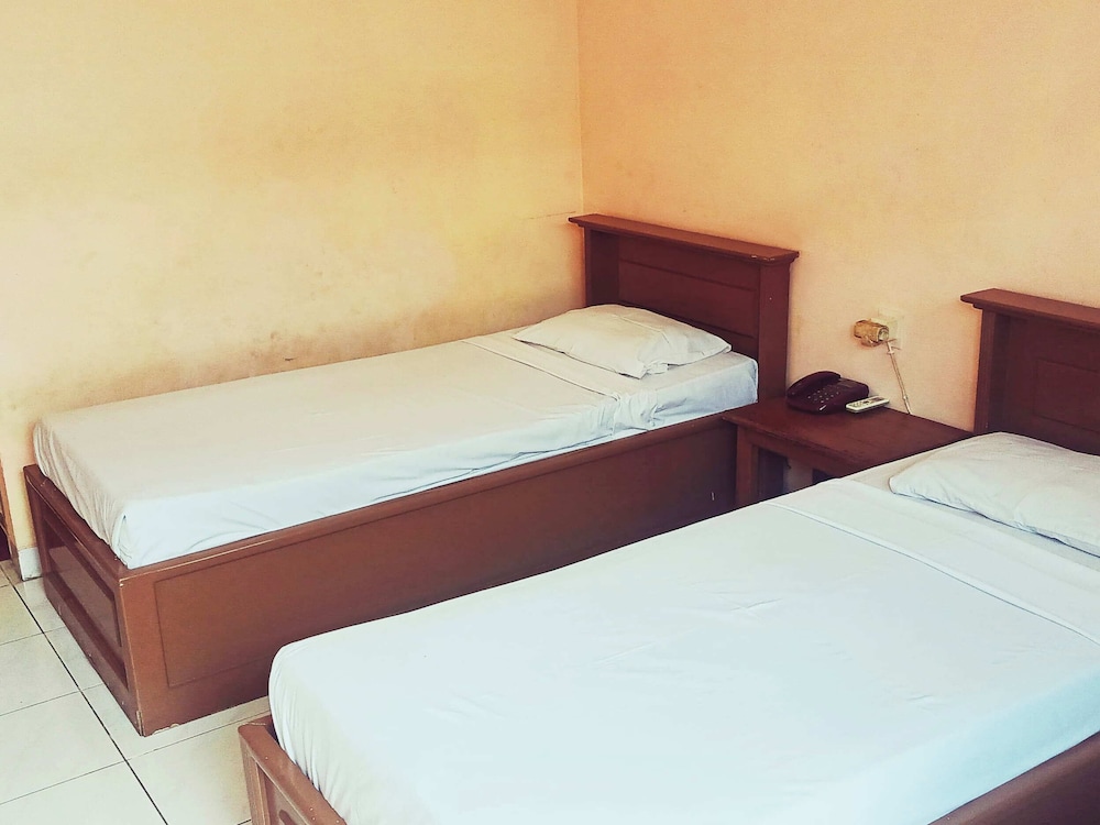 Standard Twin Room photo 1