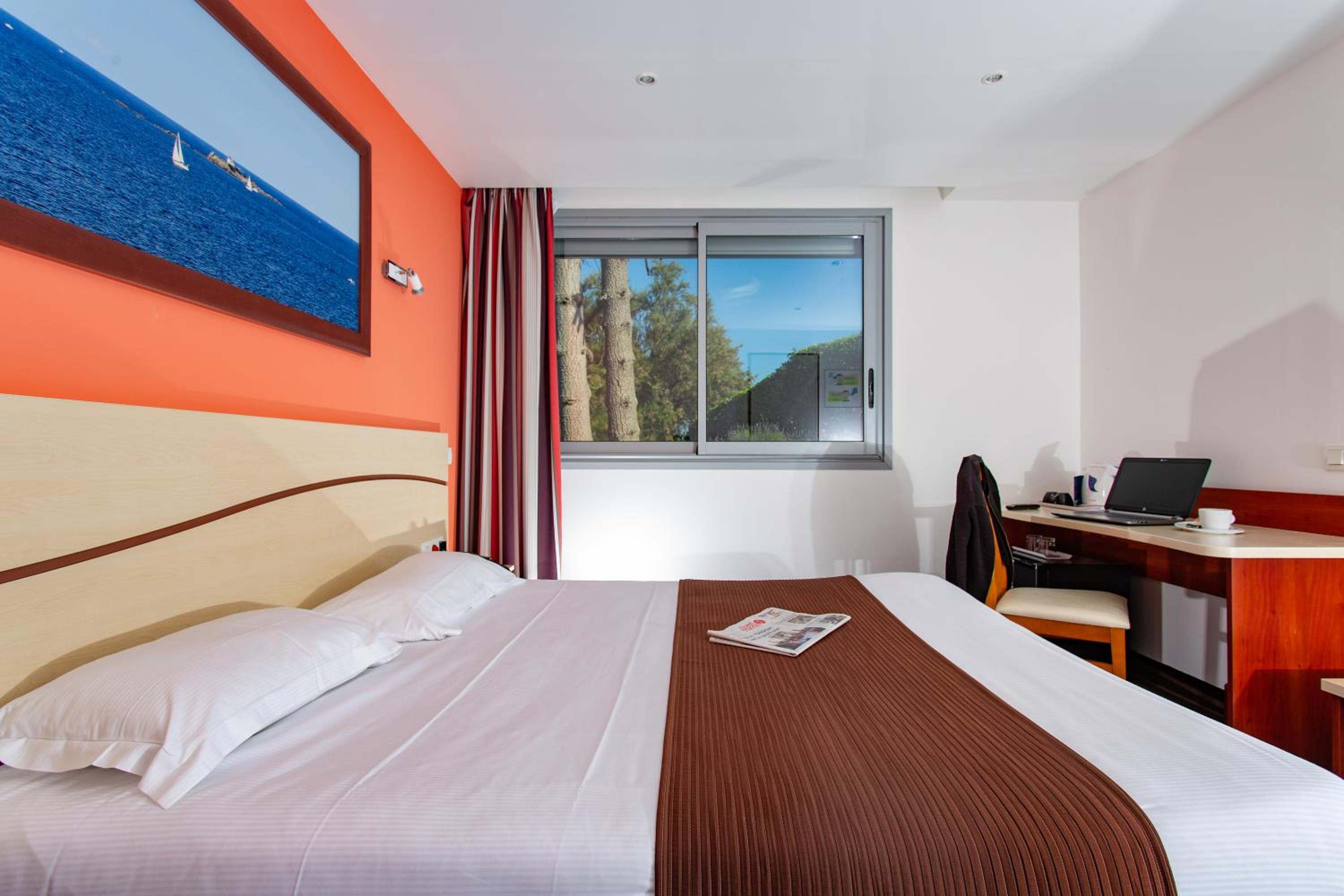 Classic Double Room - Photo 1