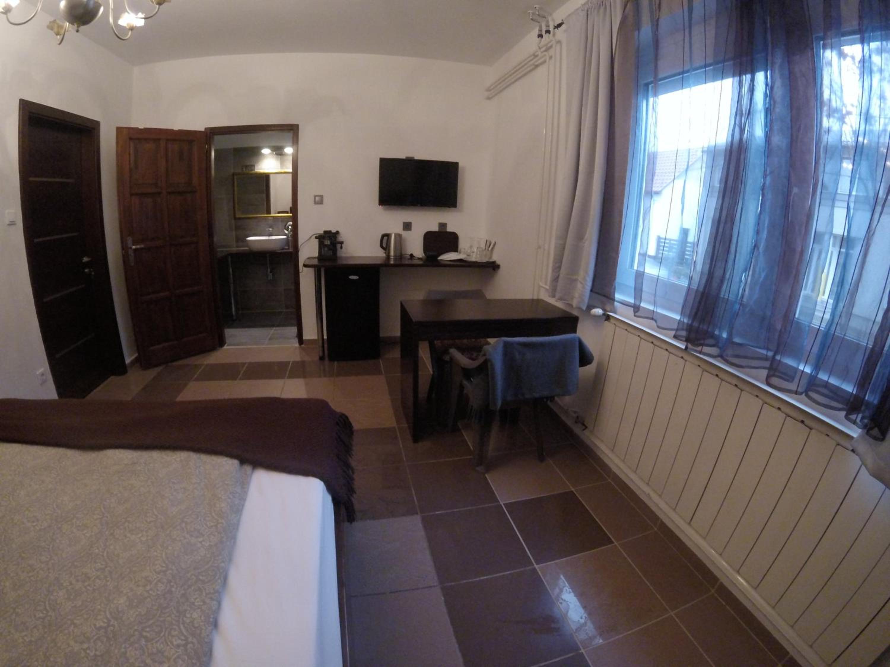 Double Room photo 2
