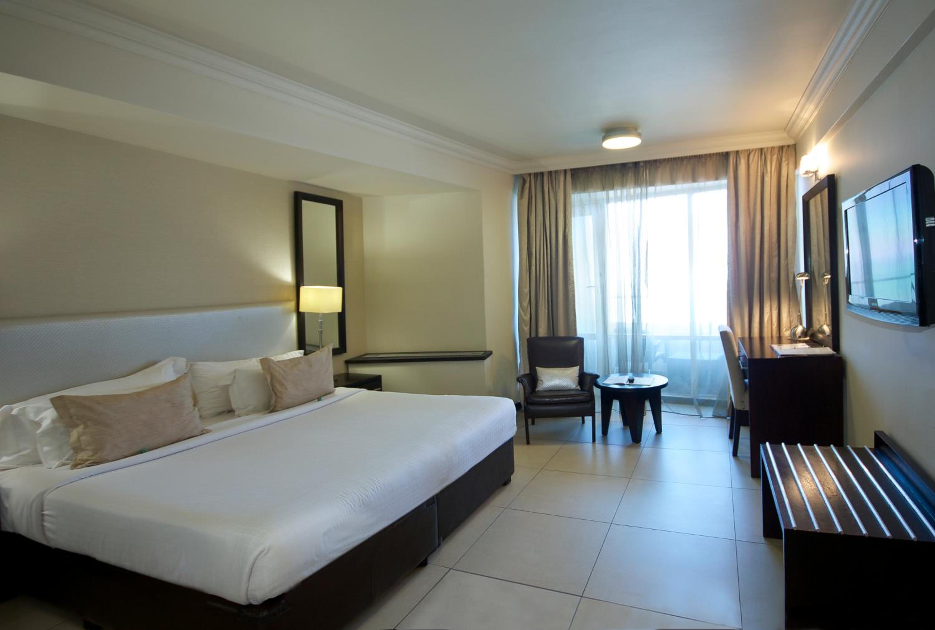 Deluxe King or Twin Room - North Sea Facing