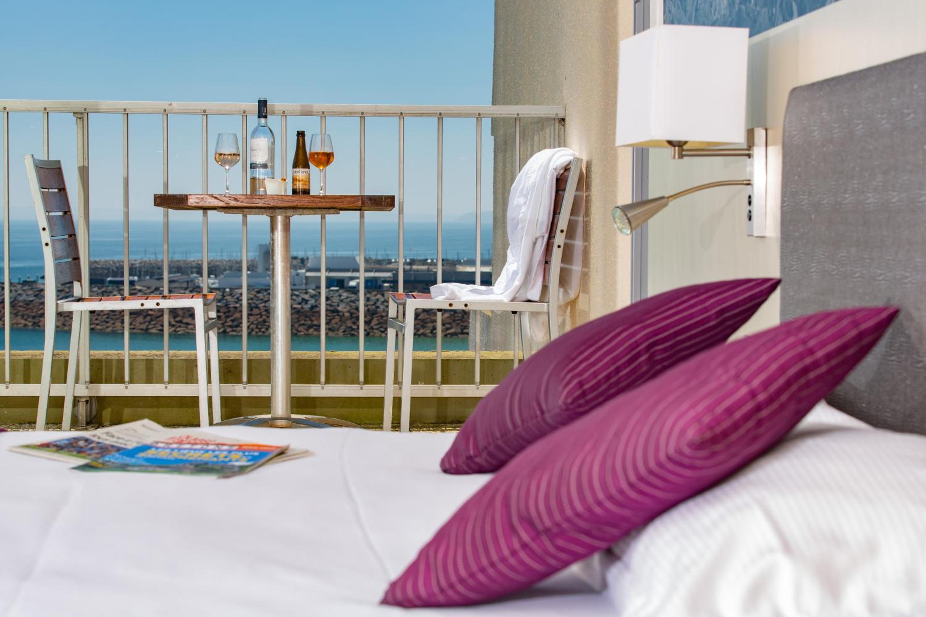 Prestige Double Room with Terrace and Sea View - Photo 13