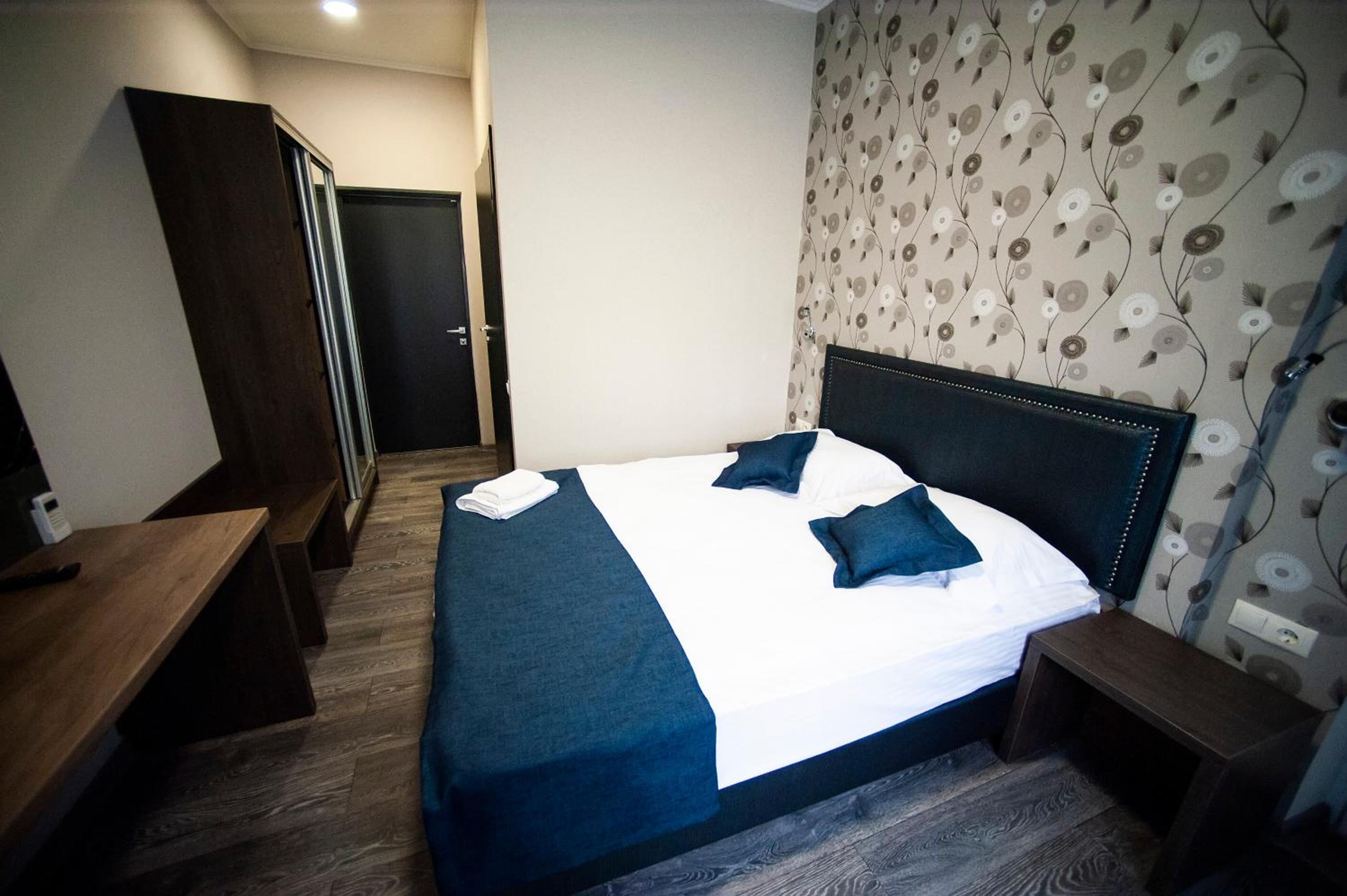 Standard Double Room photo 2