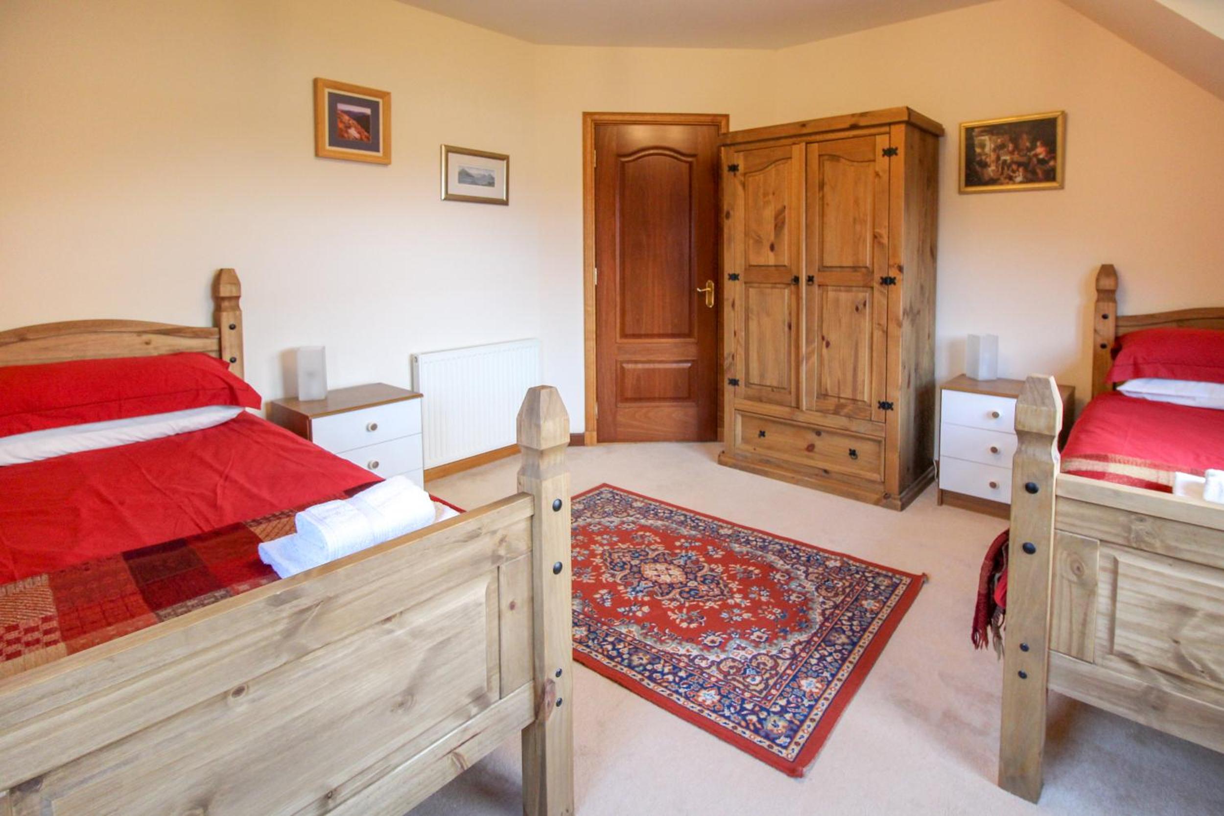 Three-Bedroom Villa photo 1
