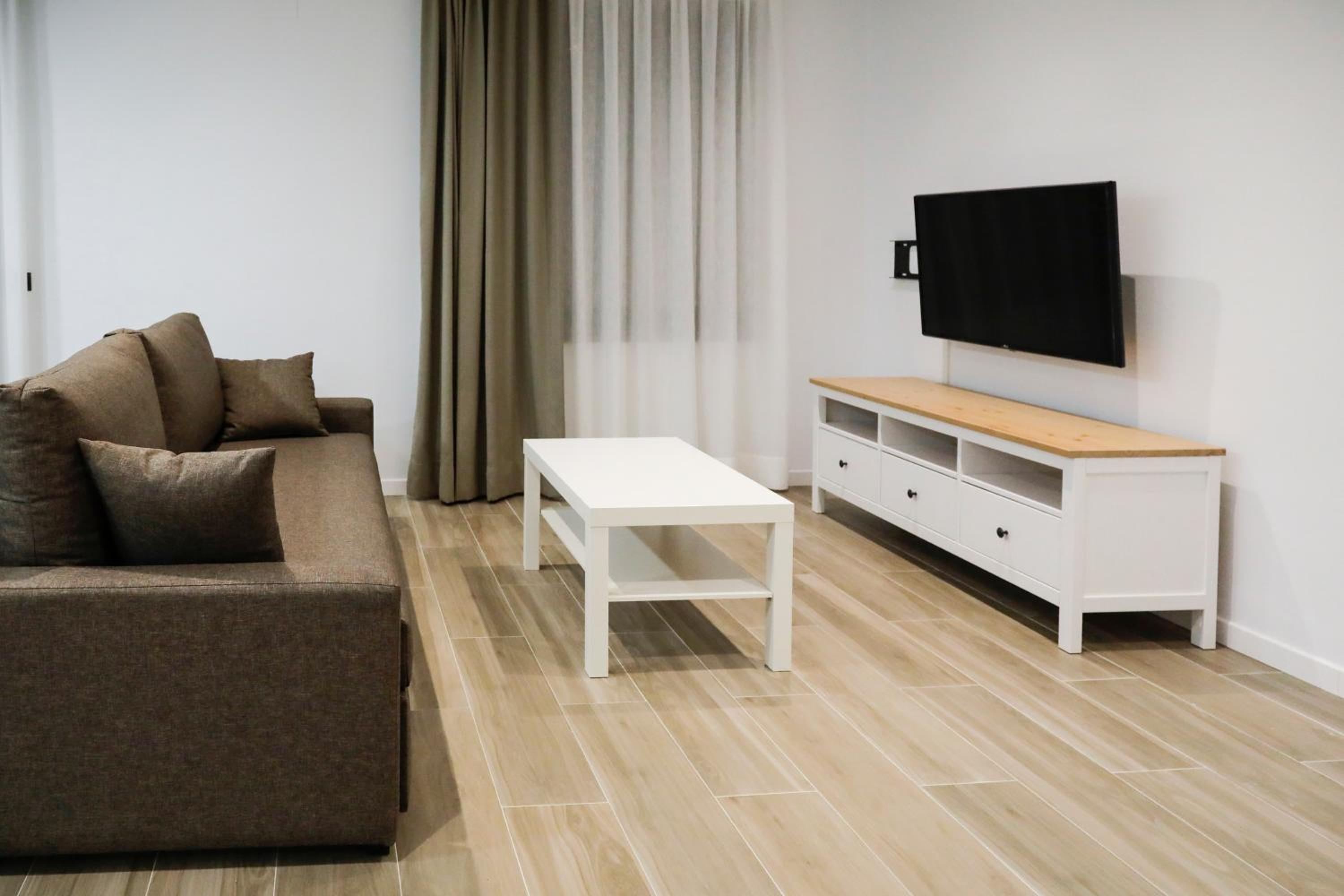 Apartment photo 3