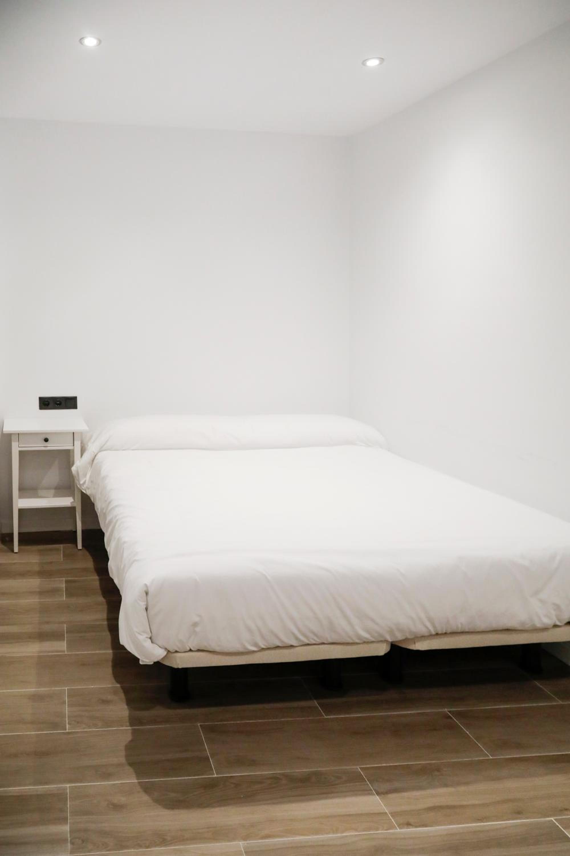Apartment photo 2