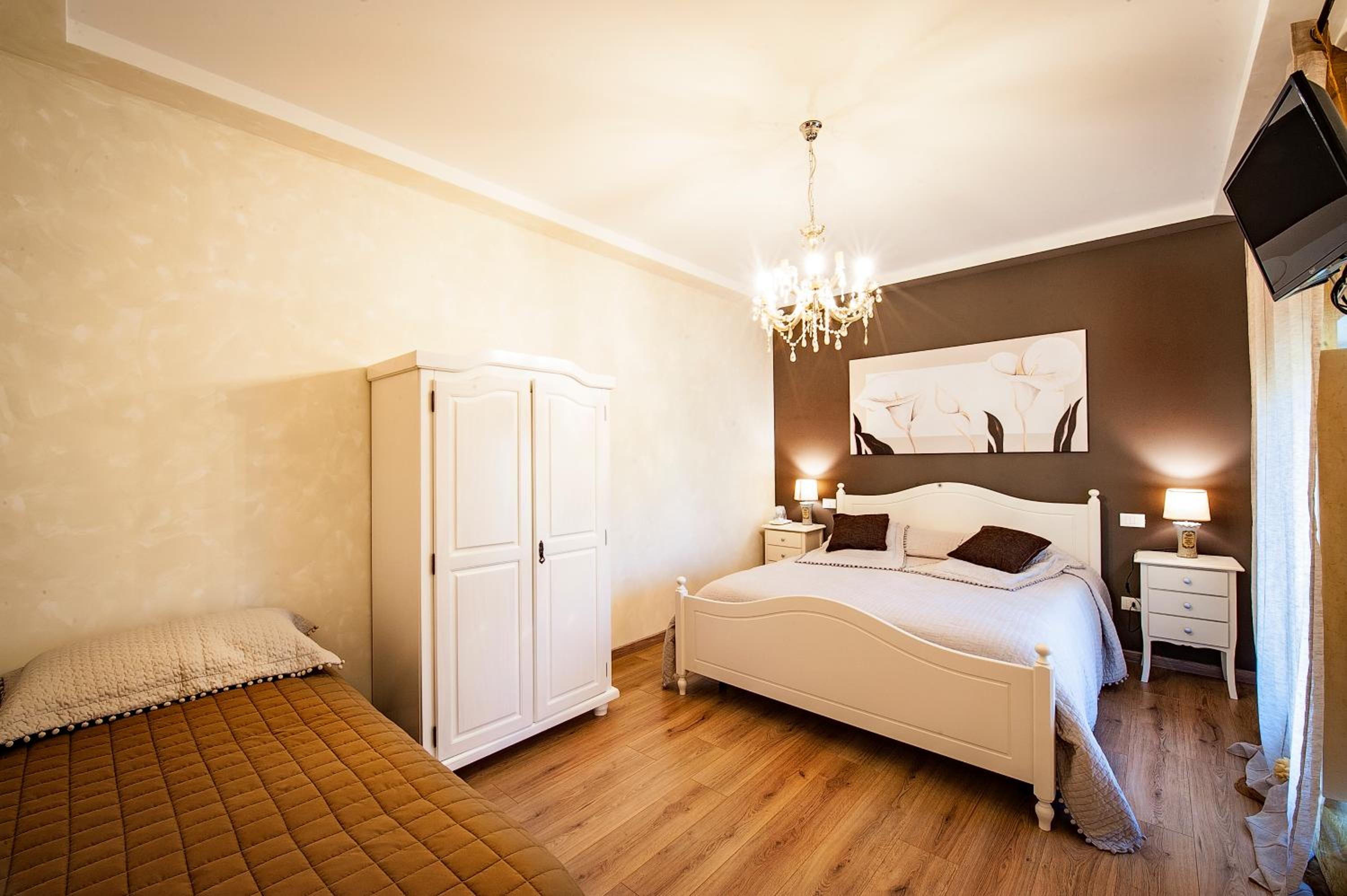 Apartment - Photo 3