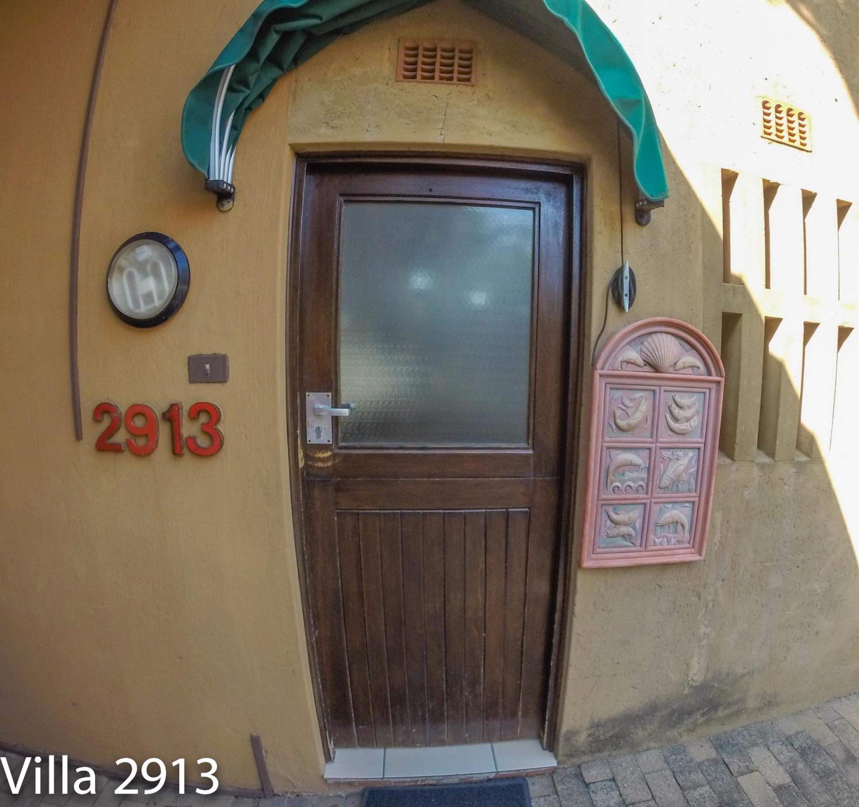 Three-Bedroom Villa photo 2