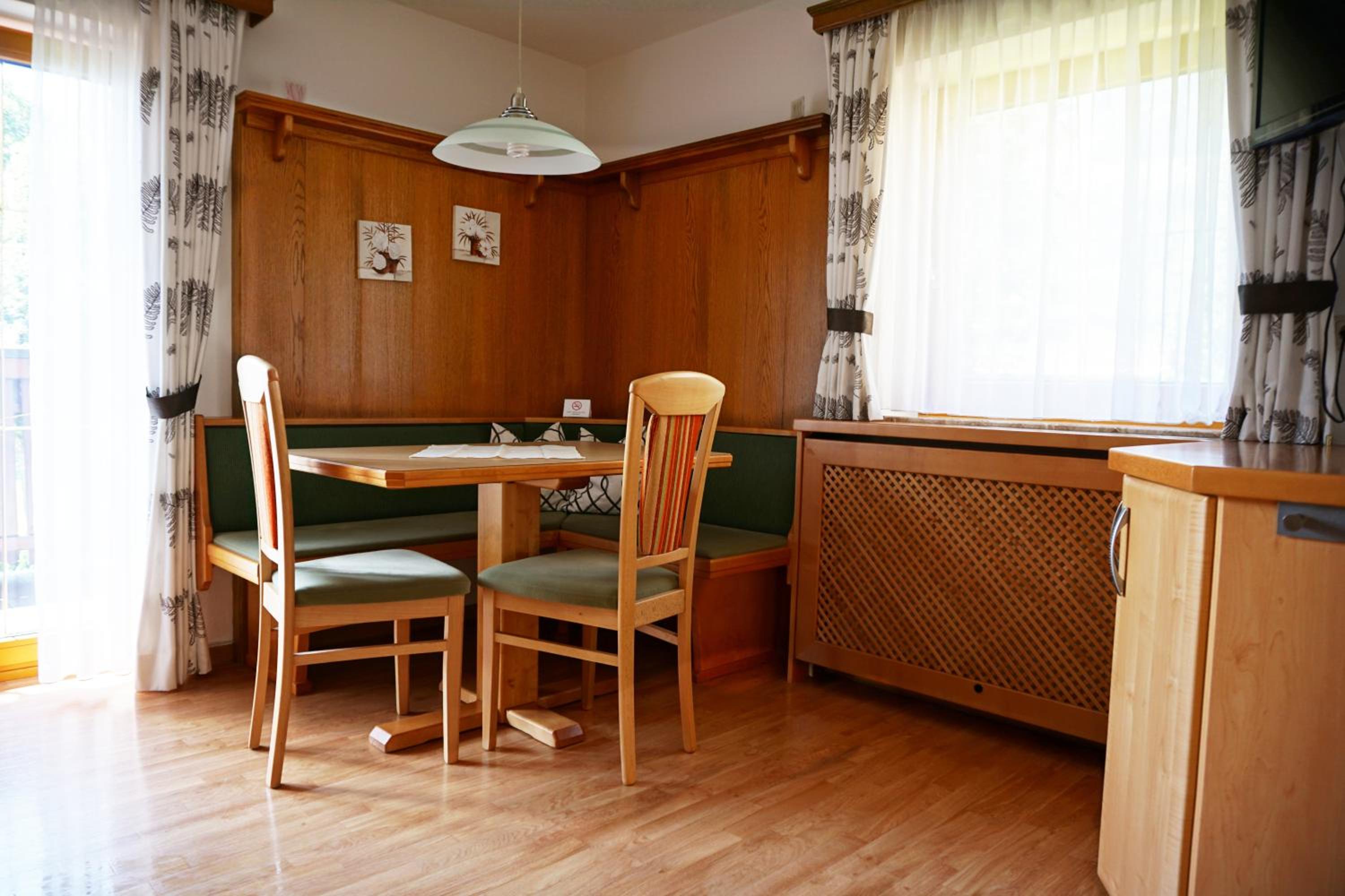 Small One-Bedroom Apartment photo 2