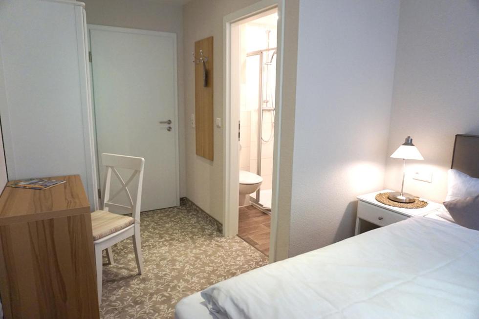 Queen Room with Garden View photo 3