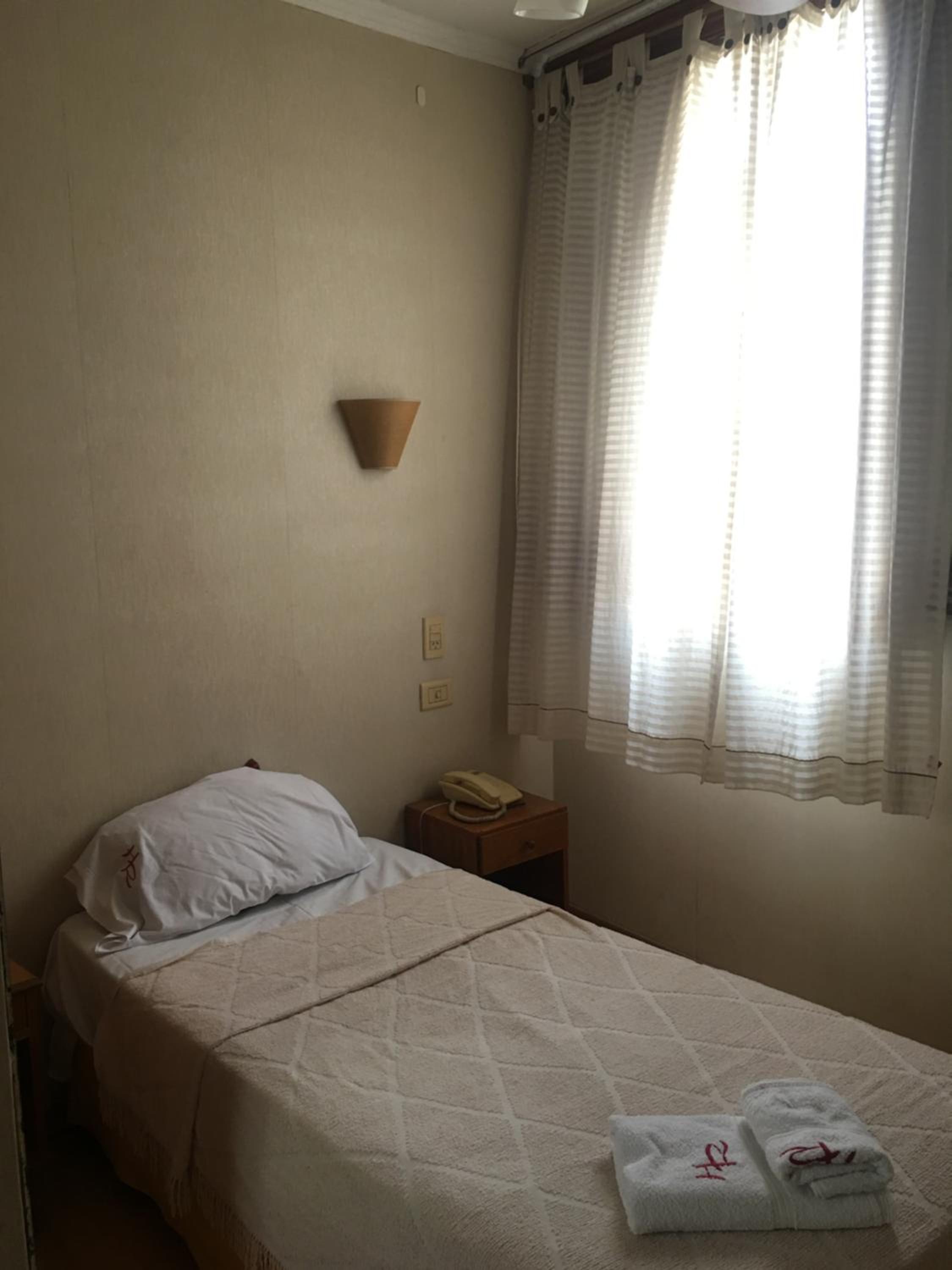 Classic Single Room
