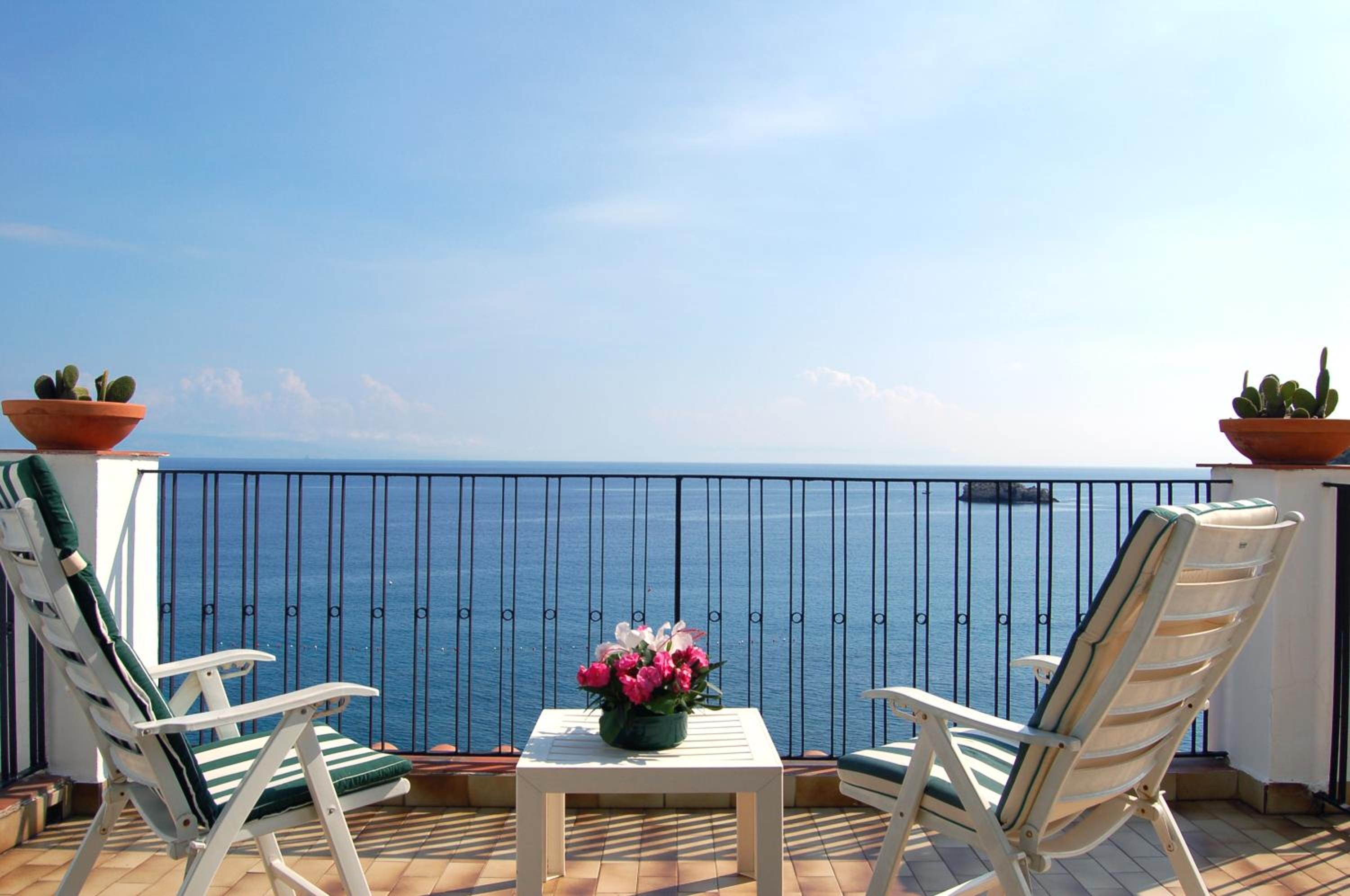Superior Double or Twin Room with Sea View - Photo 28
