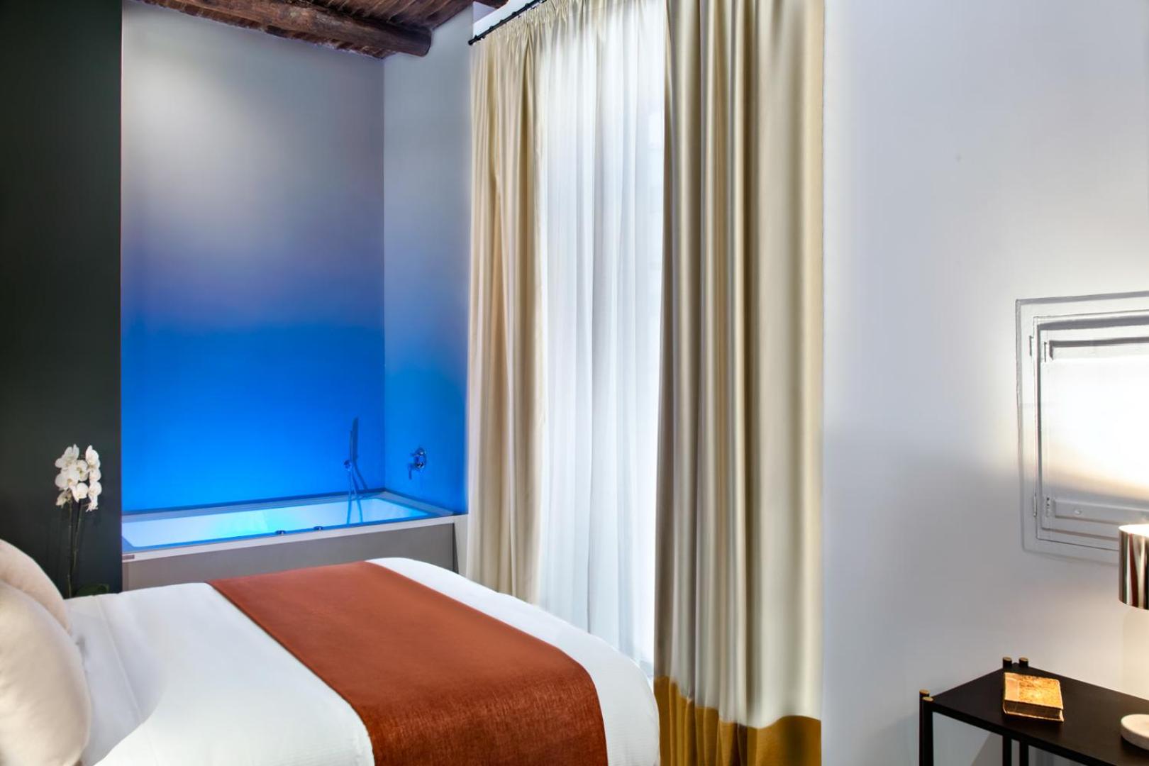 Queen Room with Spa Bath photo 1