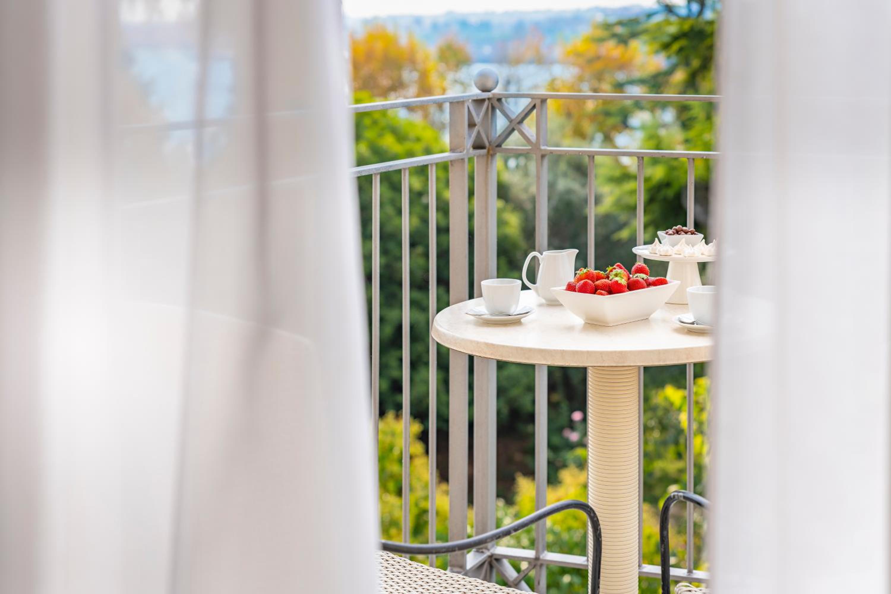 Superior Double Room with Balcony - Photo 5