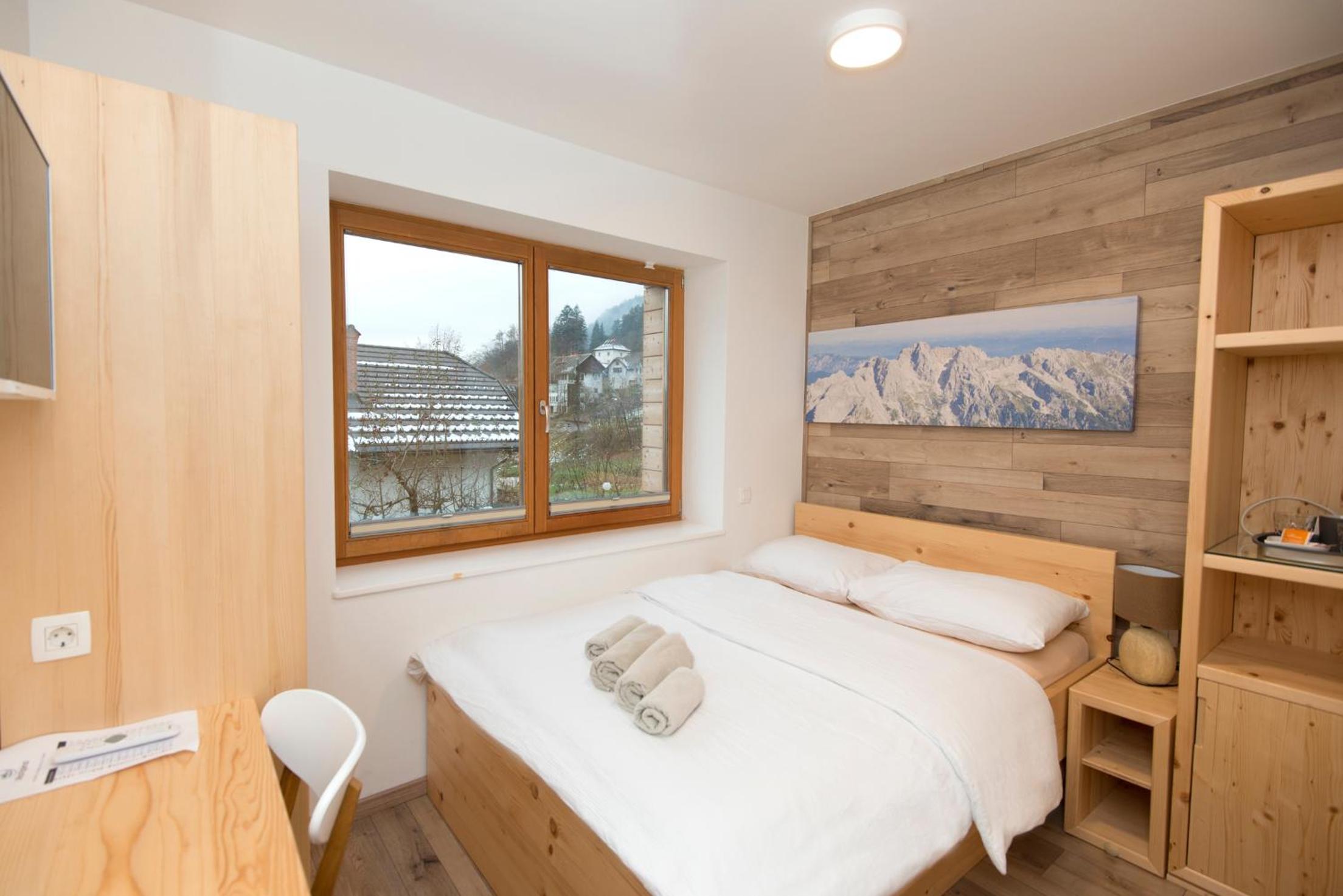 Economy Double Room photo 1