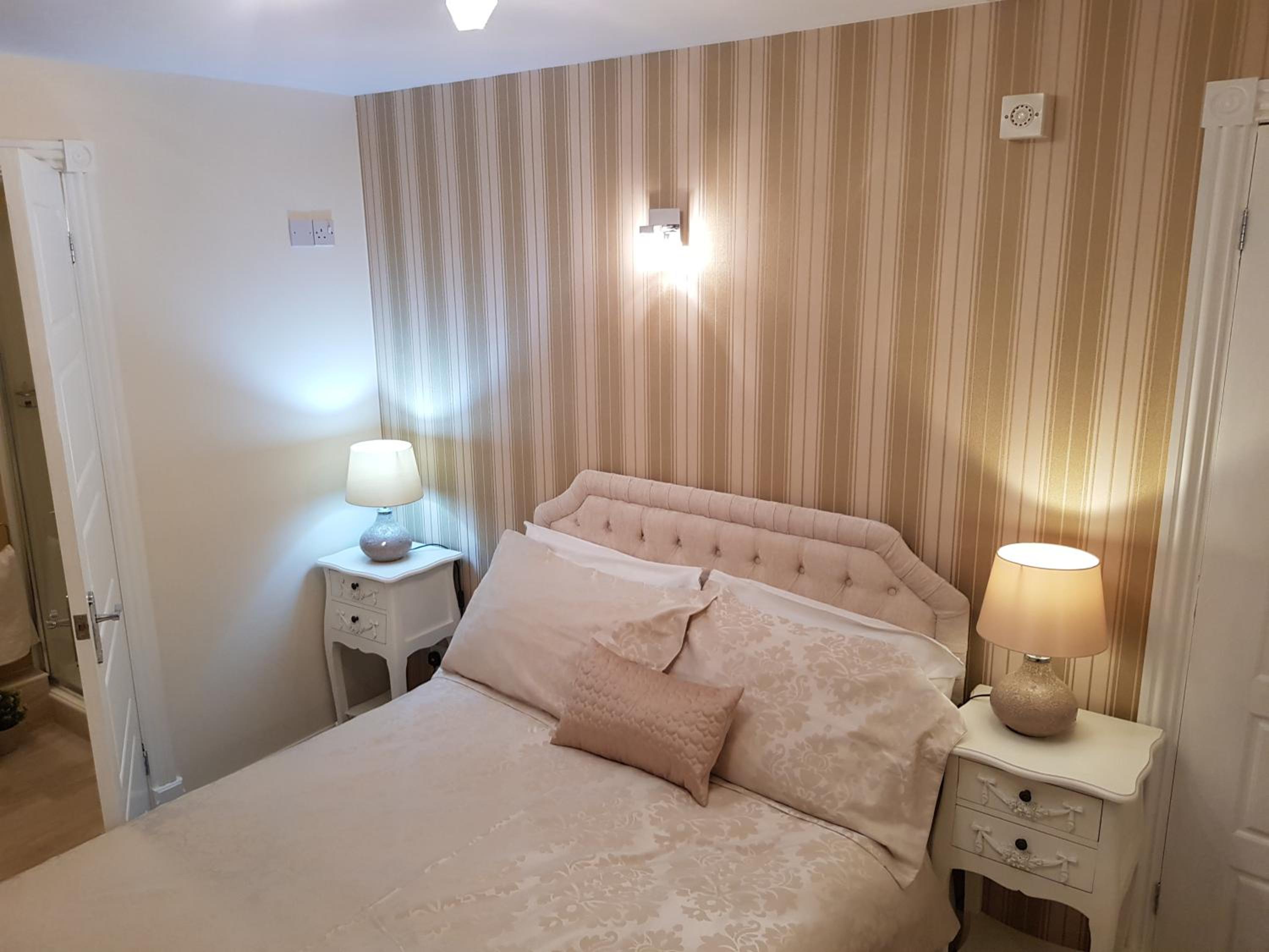 Deluxe Double Room with Shower photo 1