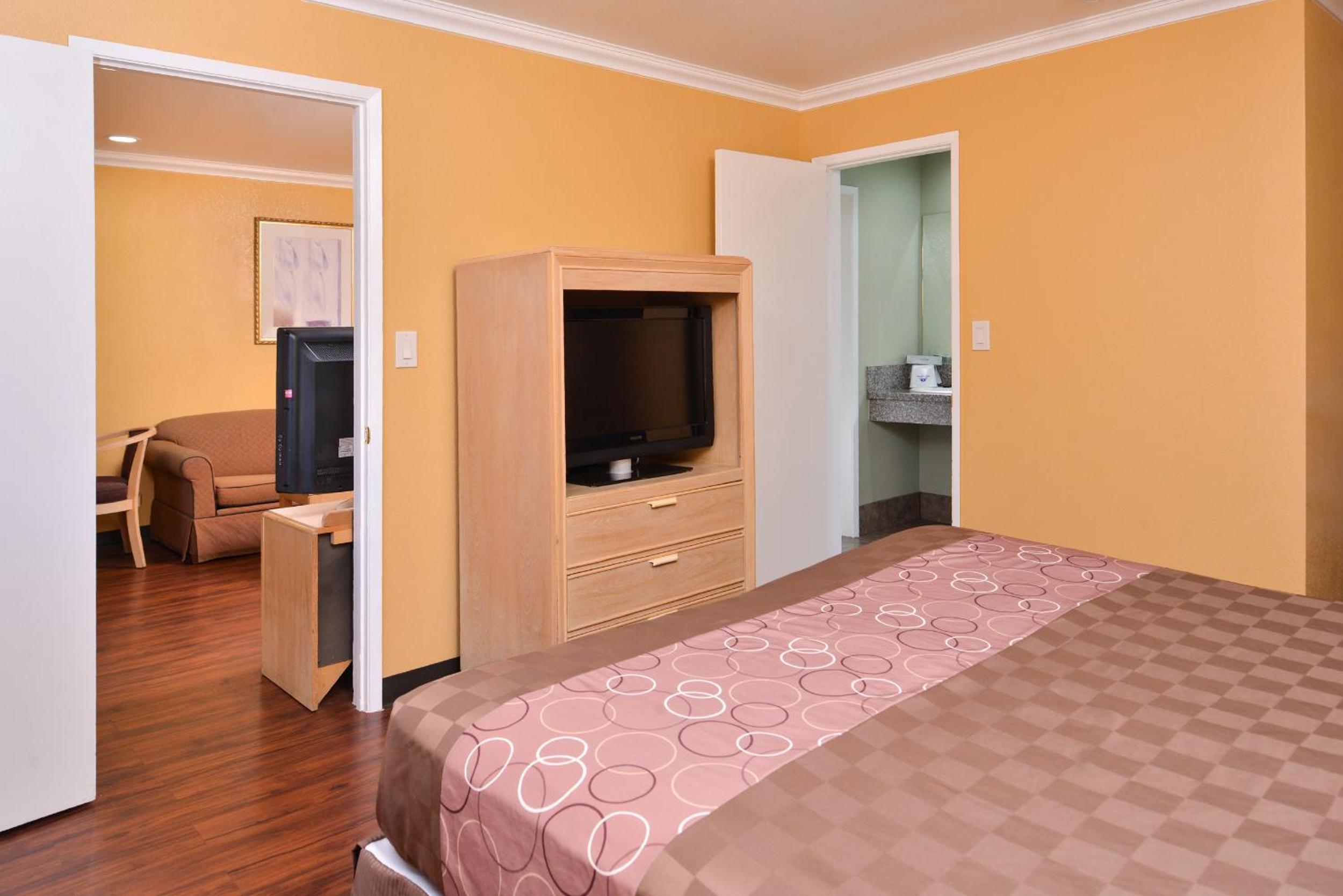 Two Bedroom King Suite with Sofa Bed - Photo 1