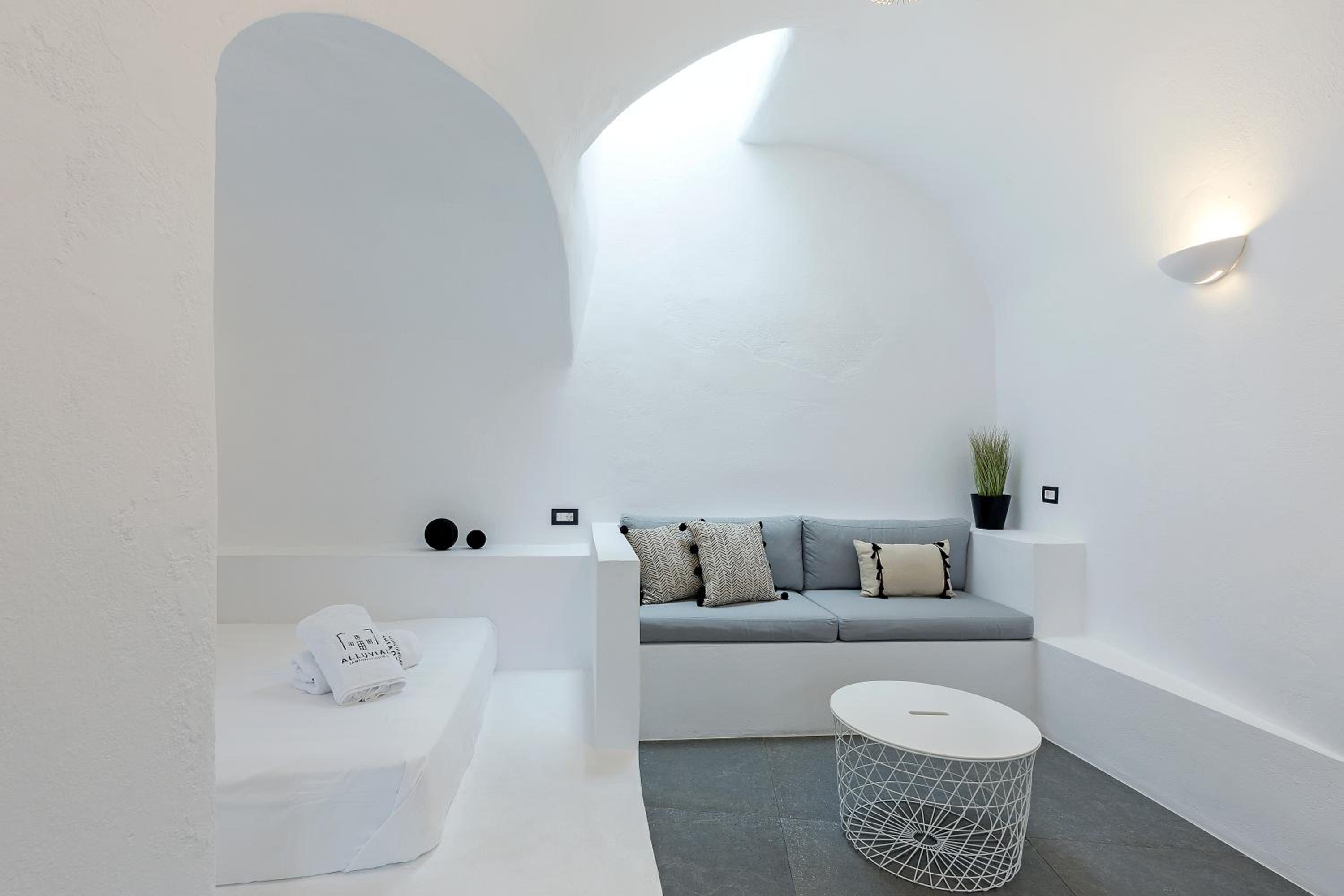 Apartment - Photo 1