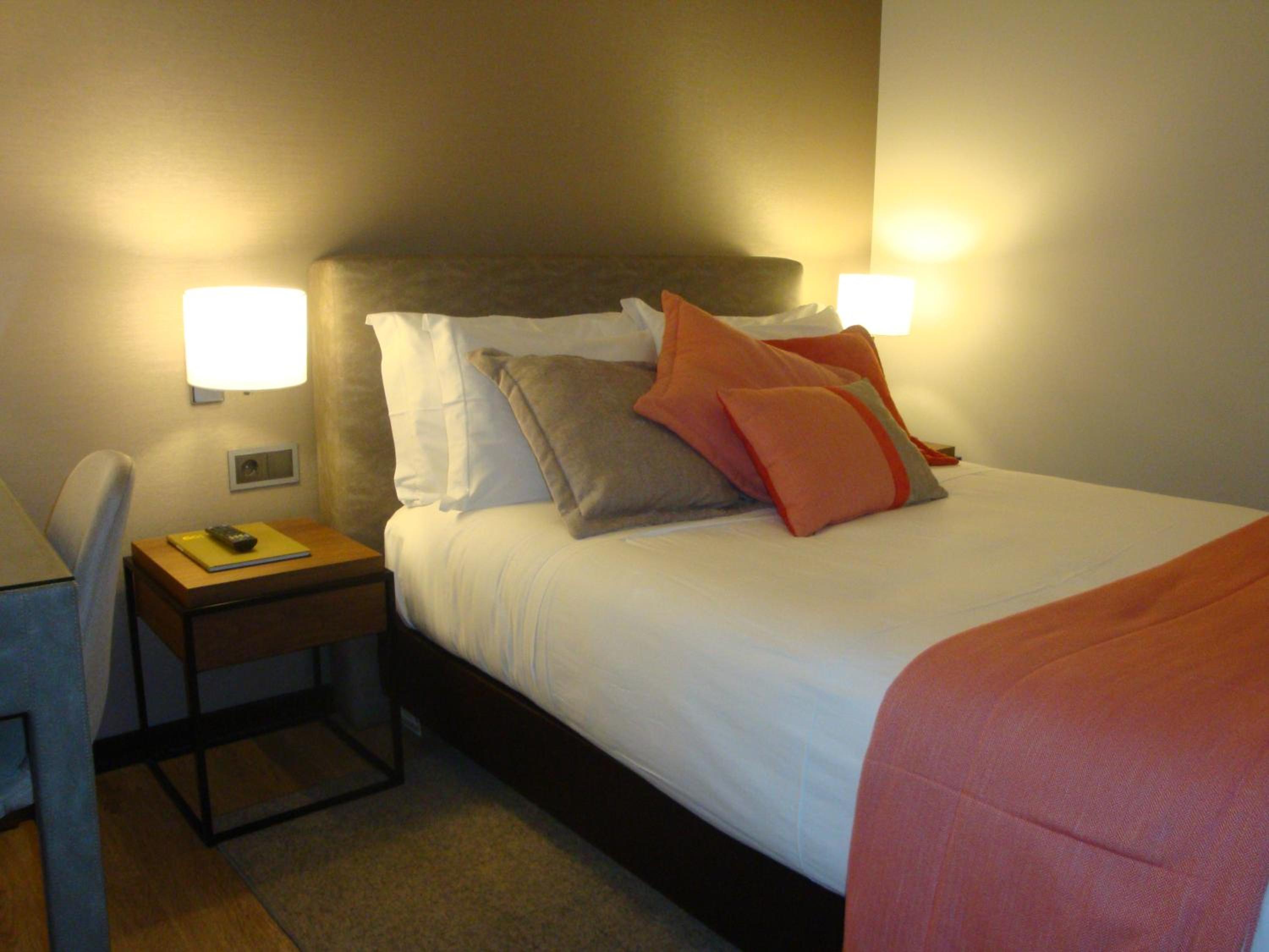 Double or Twin Room with Internal View - Photo 6
