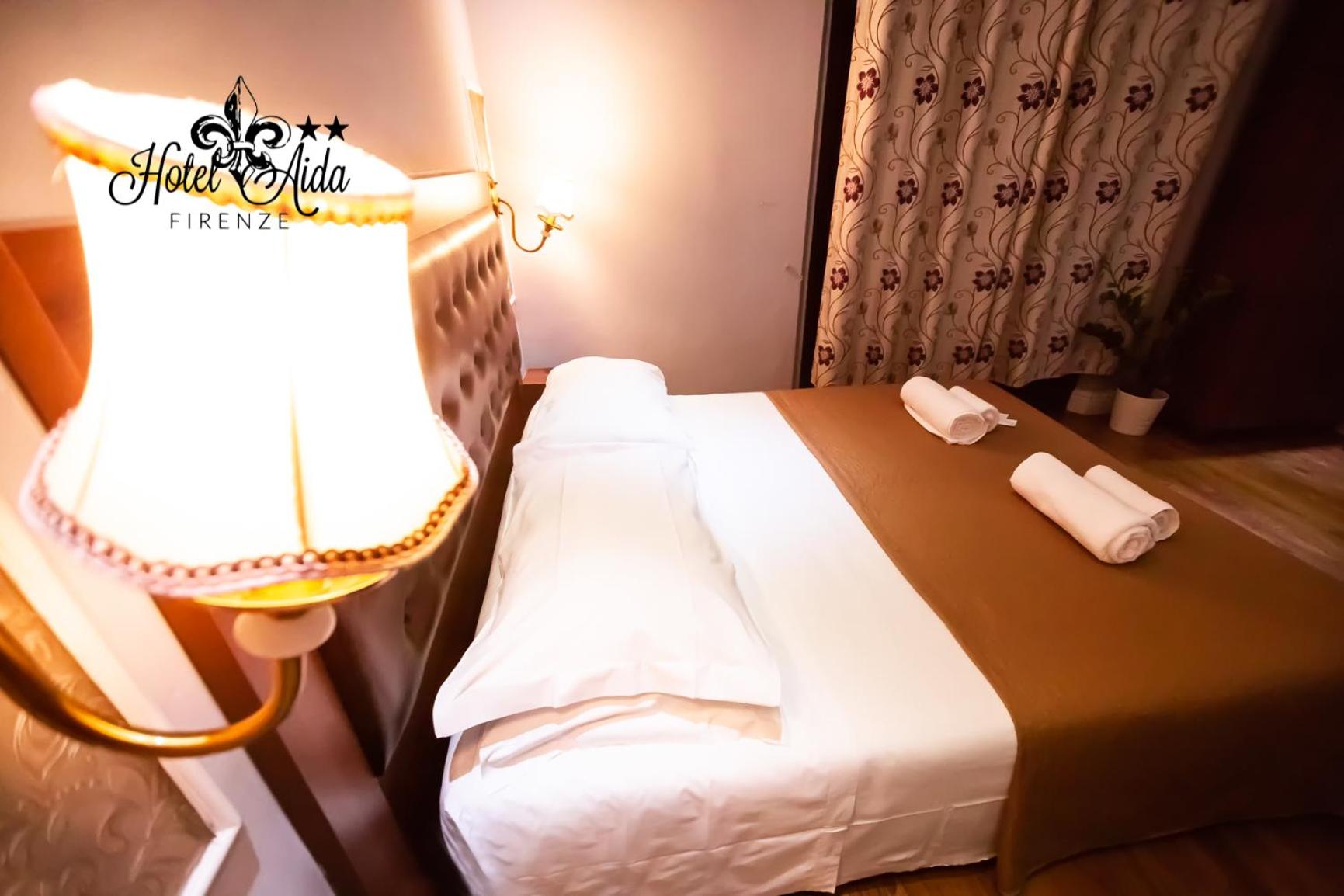 Economy Double Room with Private Bathroom photo 2