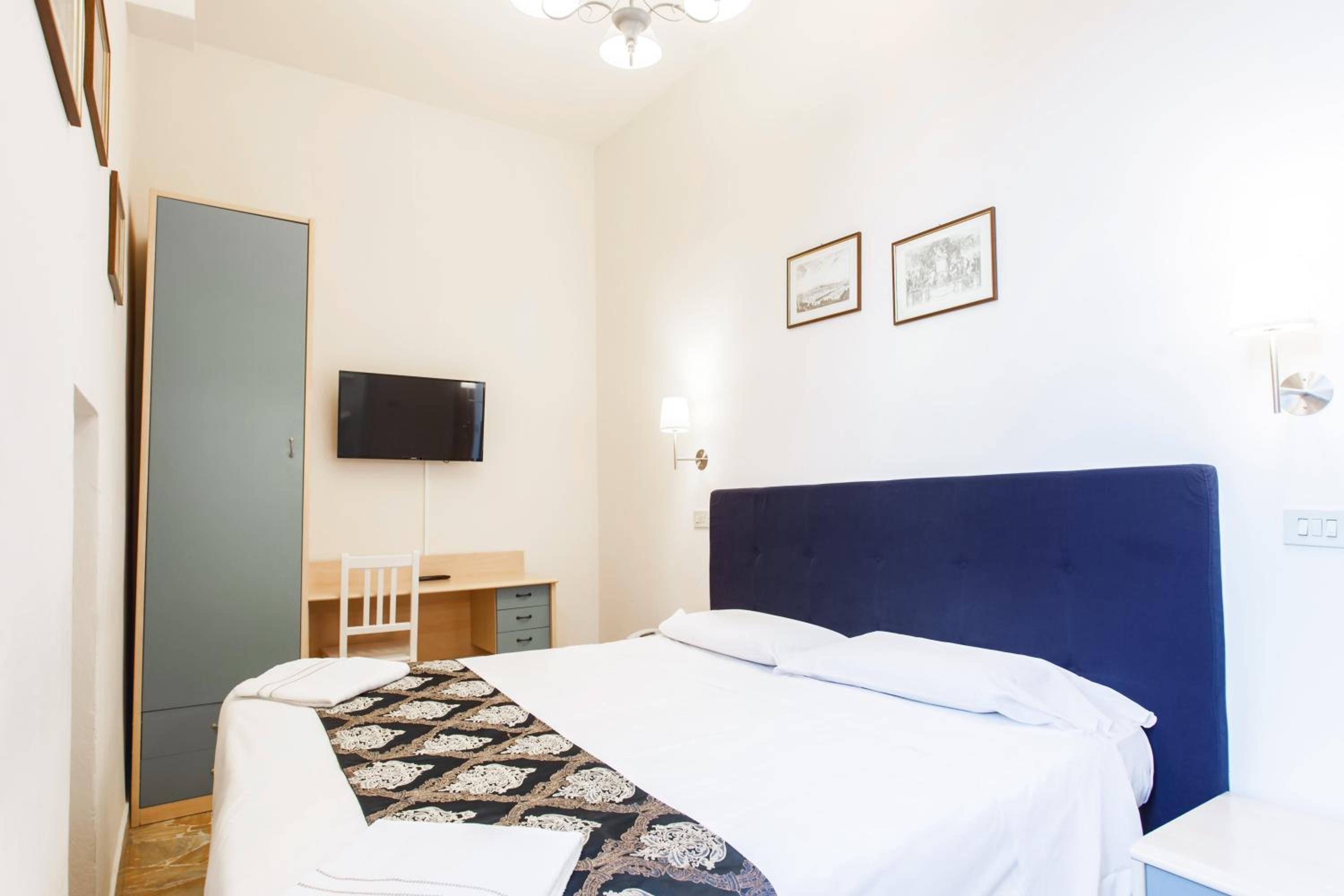 Standard Single Room photo 2