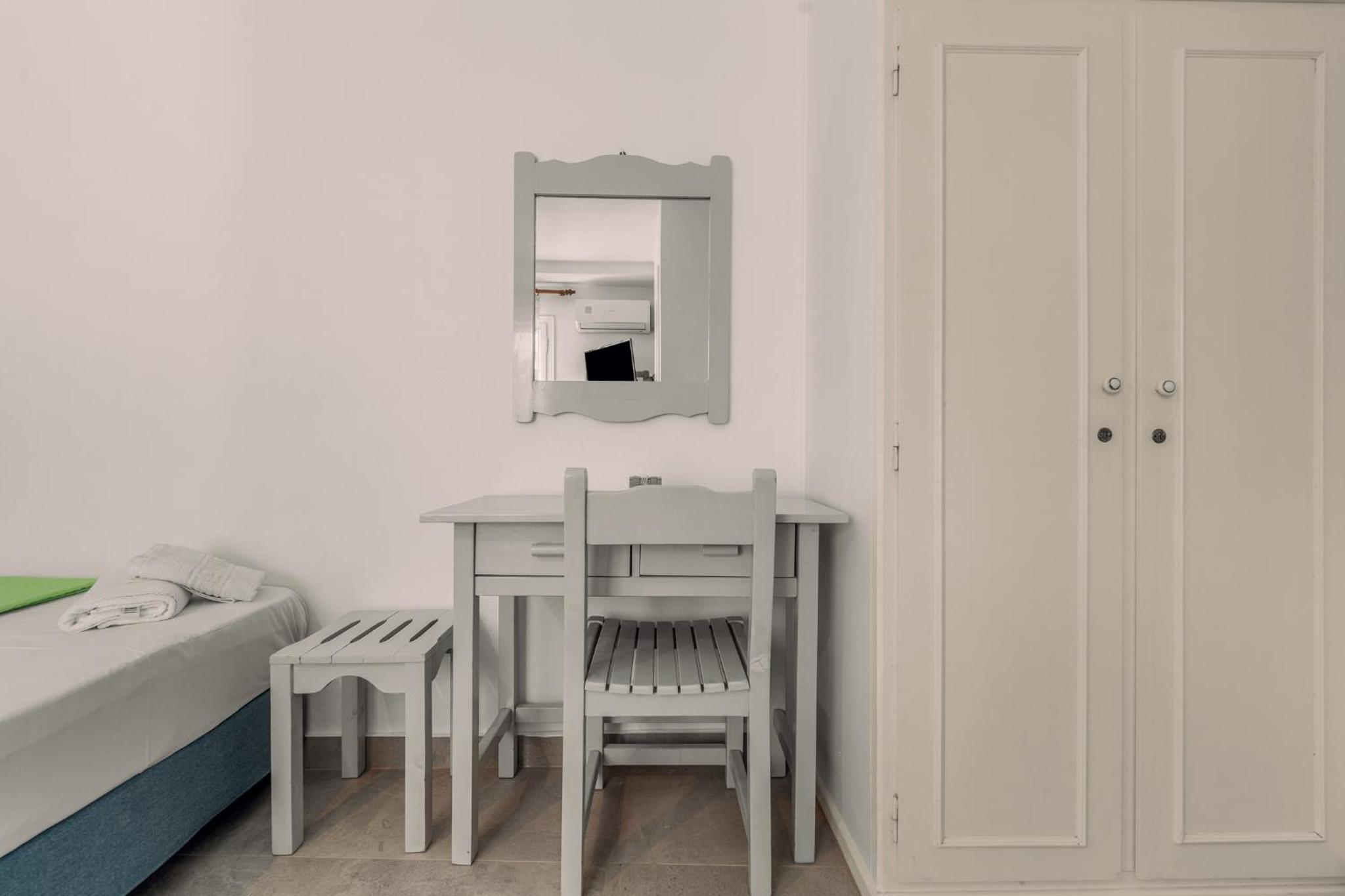 Basic Triple Room
