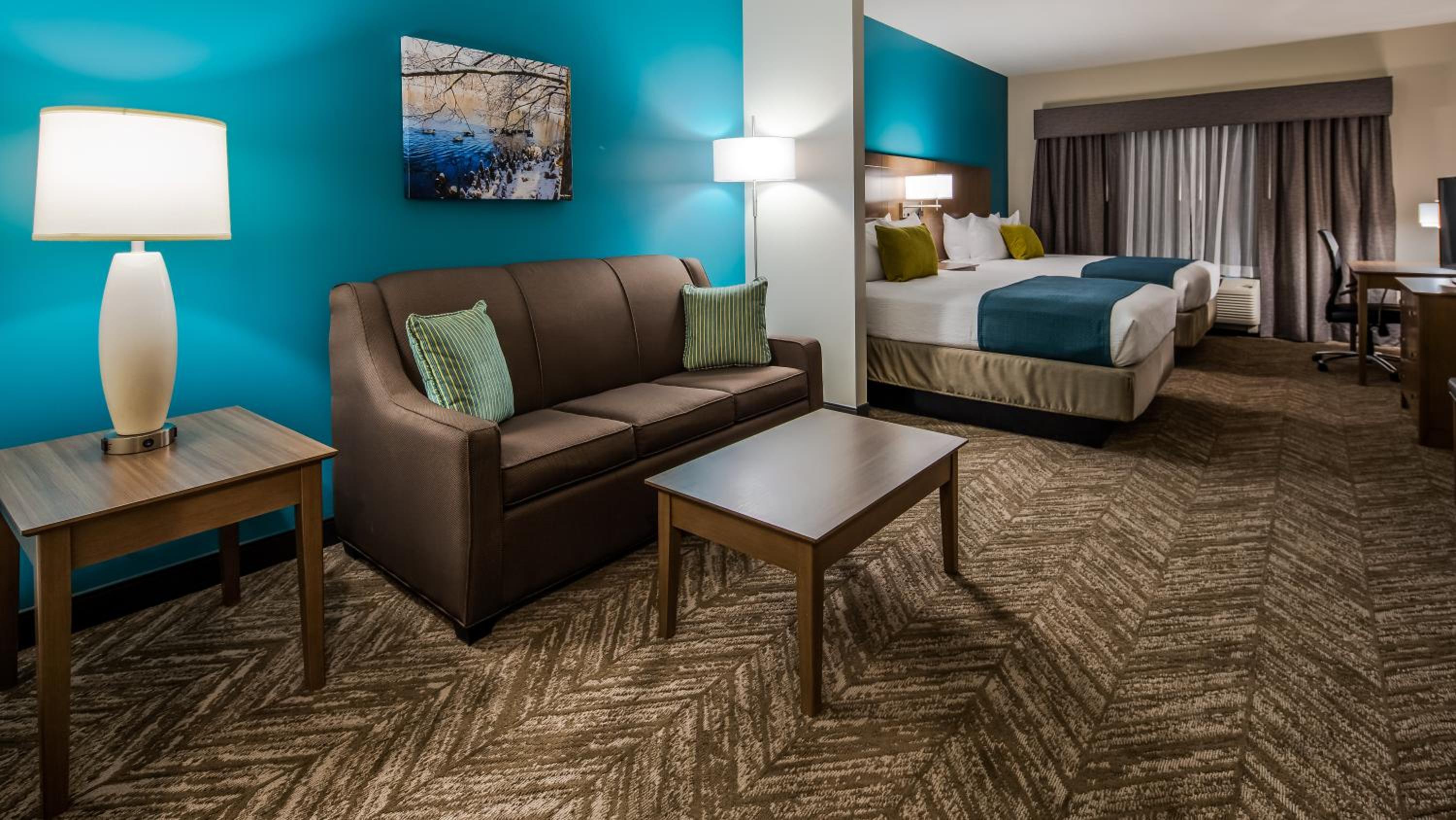 Queen Suite with Sofa Bed