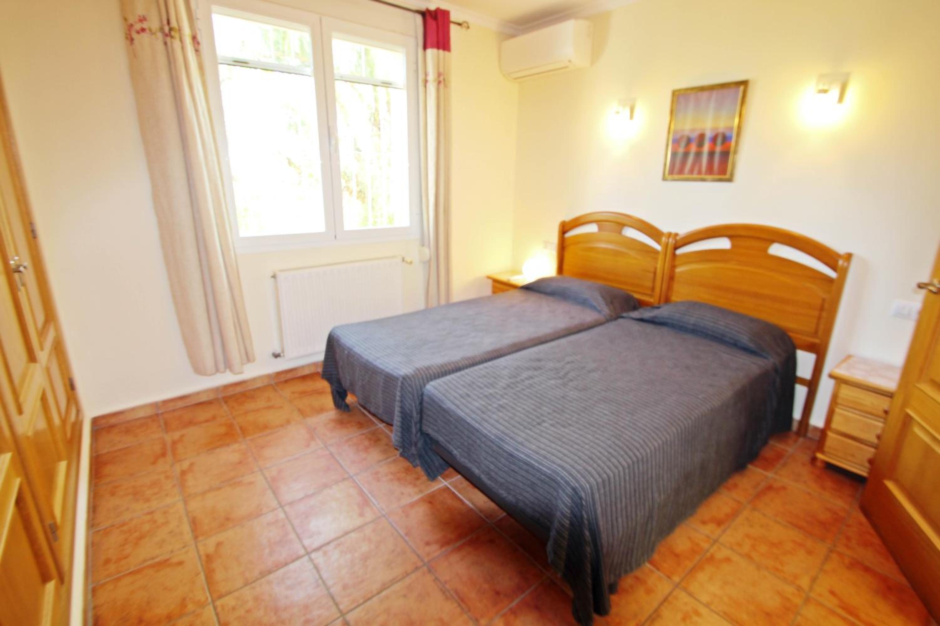 Villa photo 2