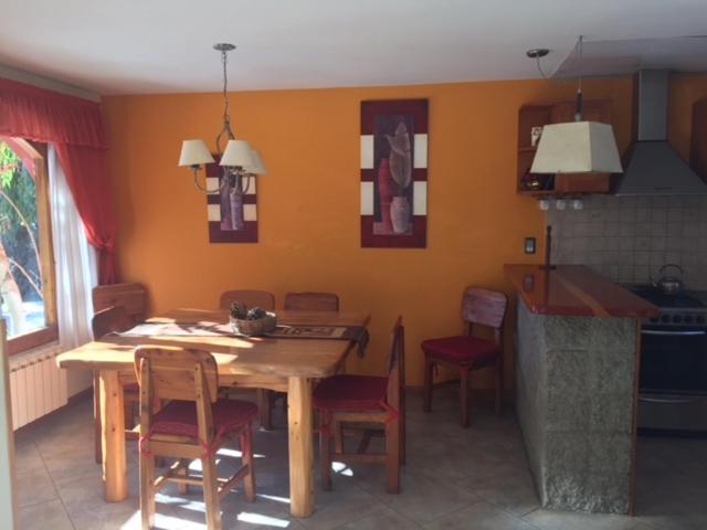 Three-Bedroom House photo 2