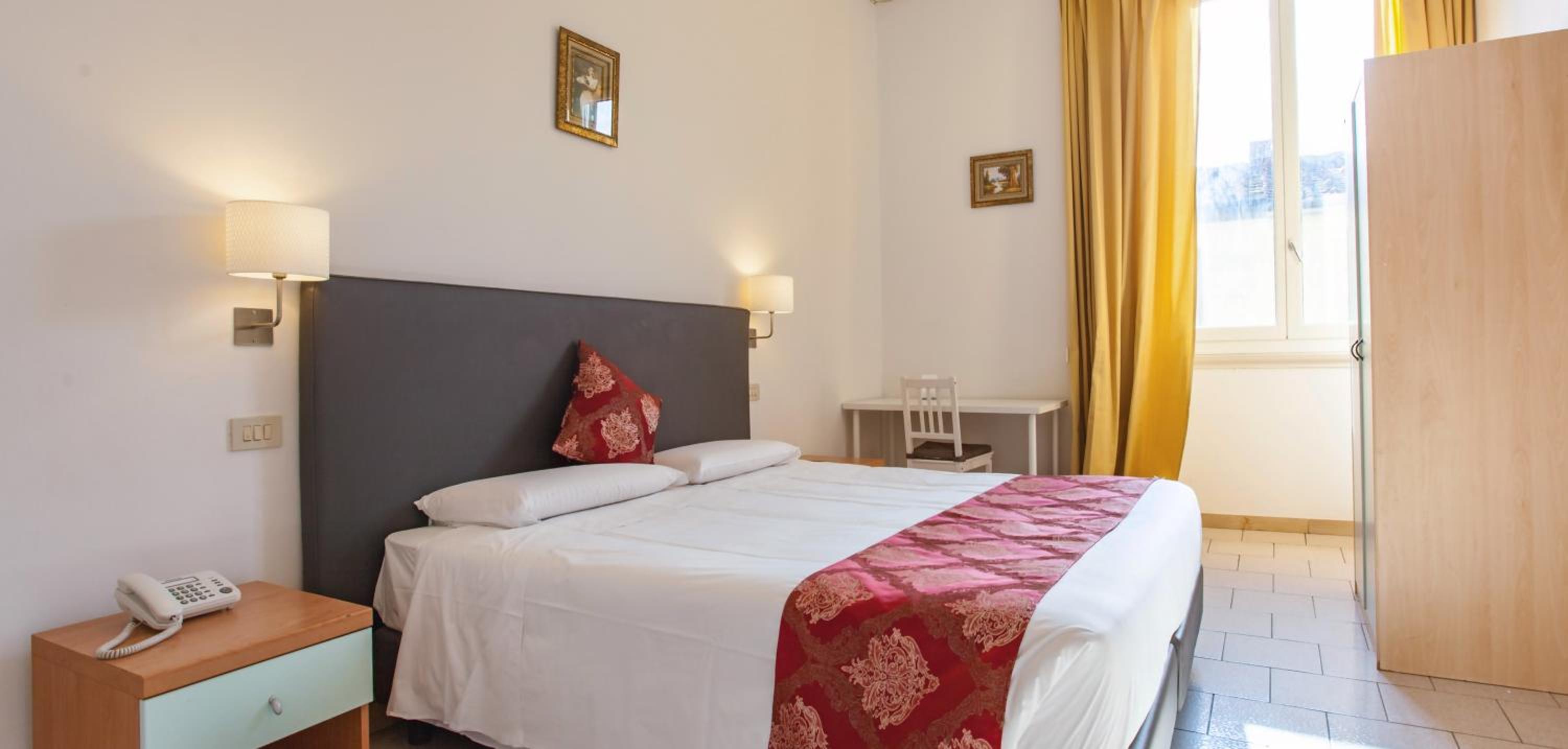 Superior Double or Twin Room photo 2