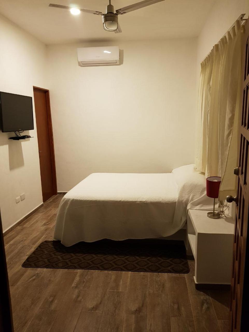 Studio Apartment - Photo 2