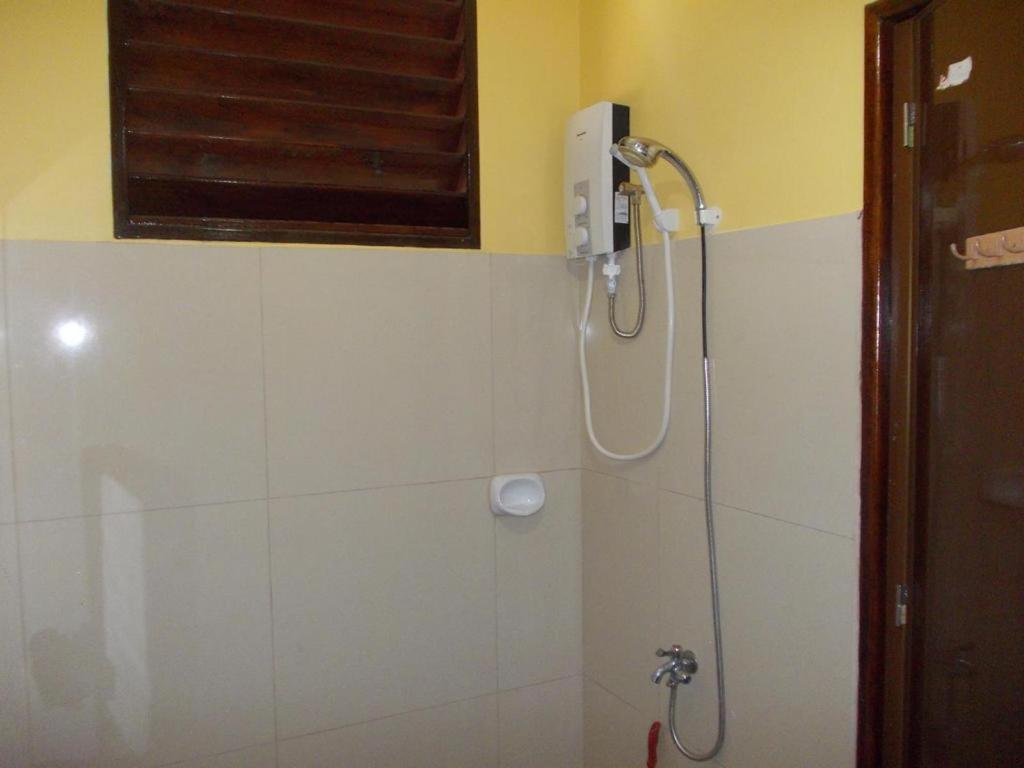 Bungalow - Beach Front - Photo 3