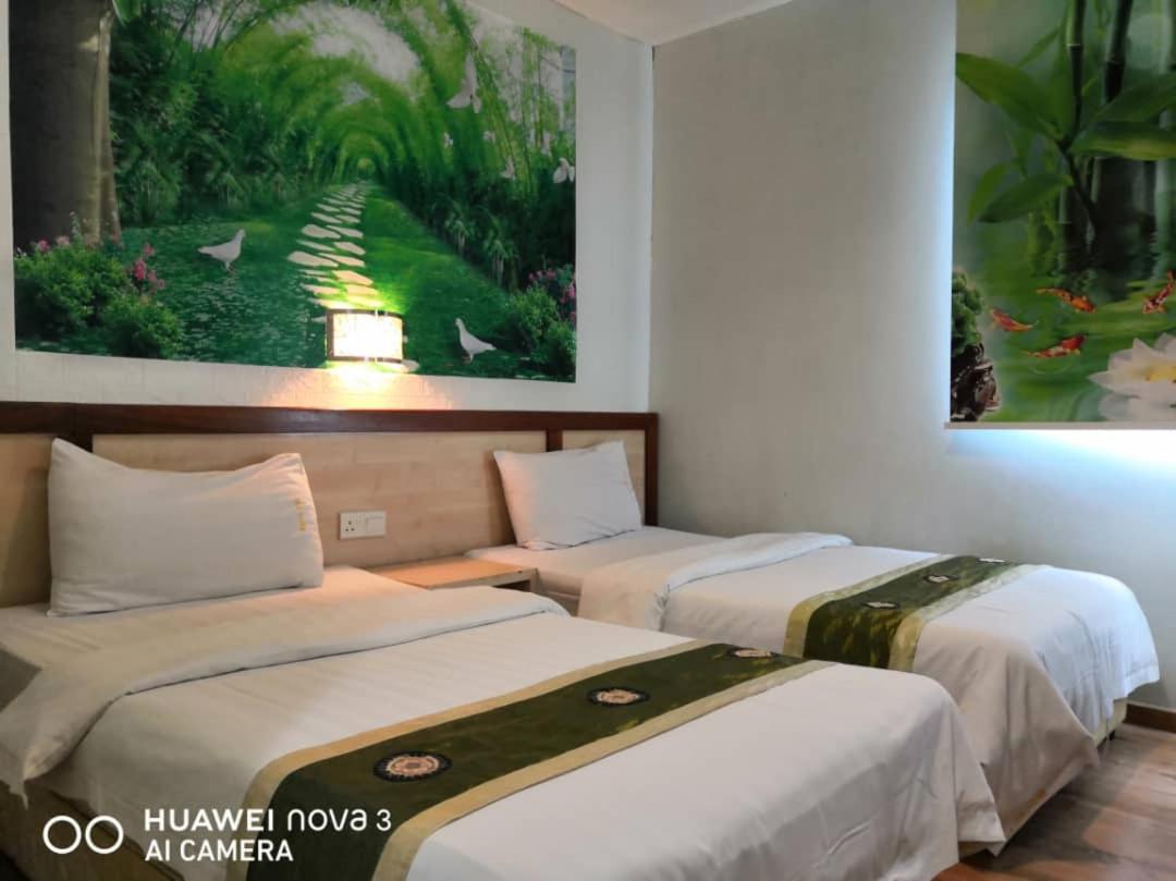 Standard Double or Twin Room - Photo 3