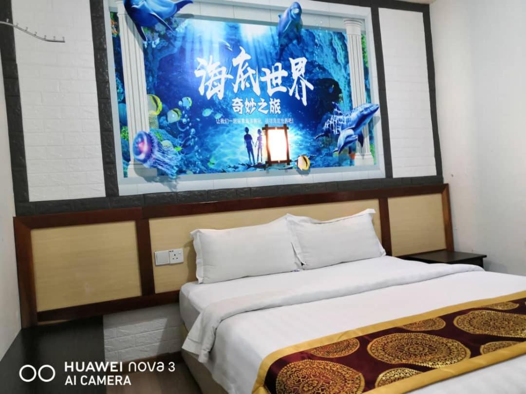 Deluxe Queen Room - Photo 6