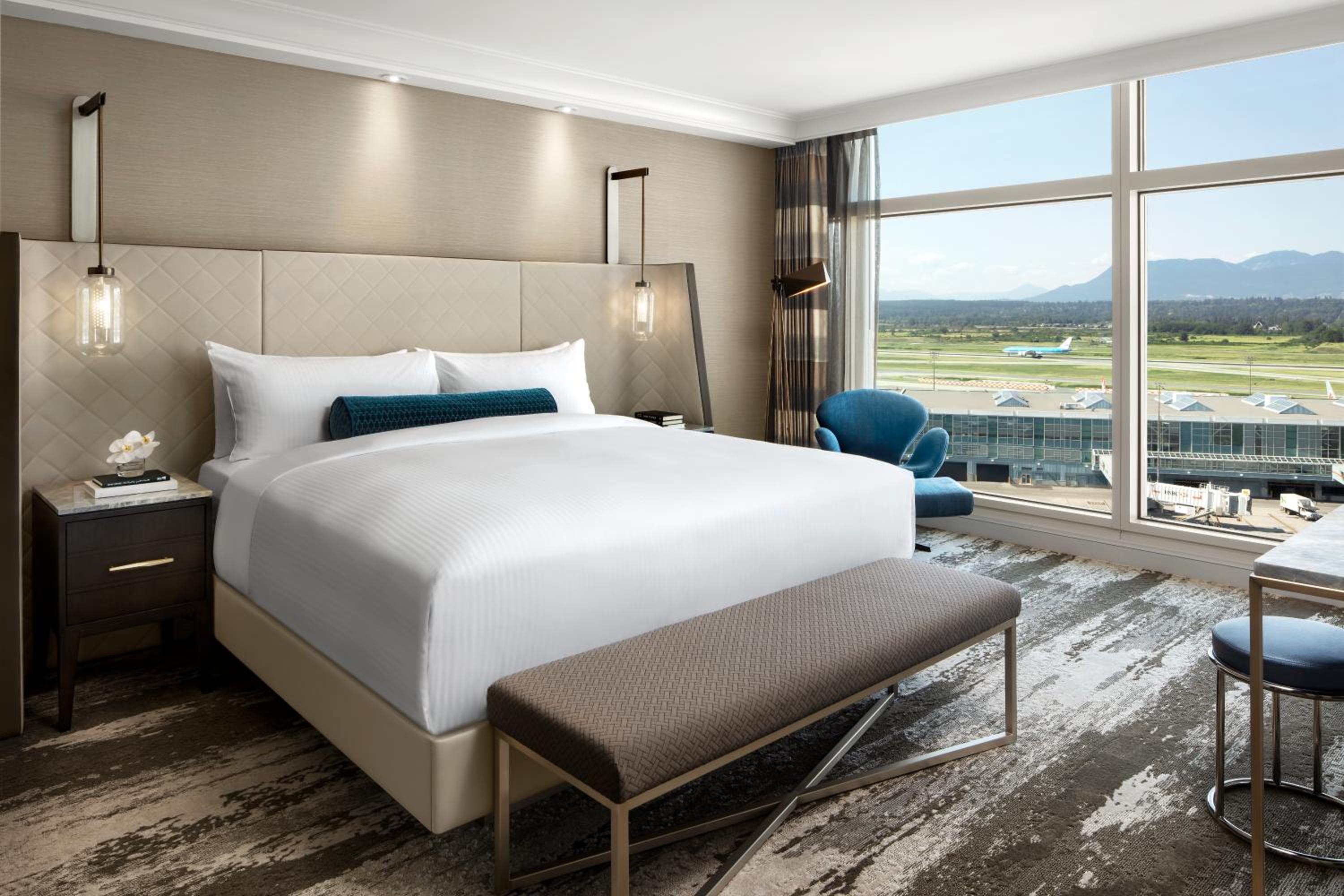 Fairmont Gold King Room - Photo 5