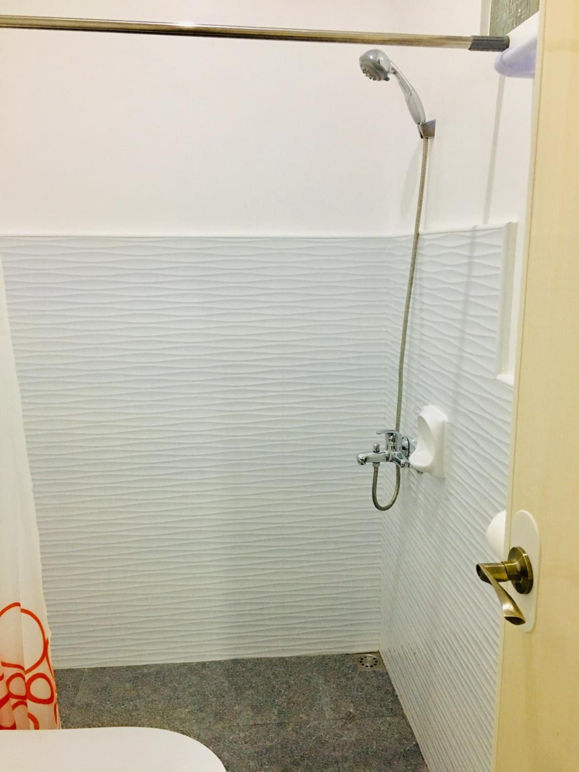Double Room - Photo 18