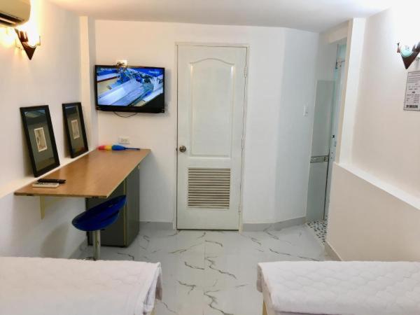 Double or Twin Room with Bathroom