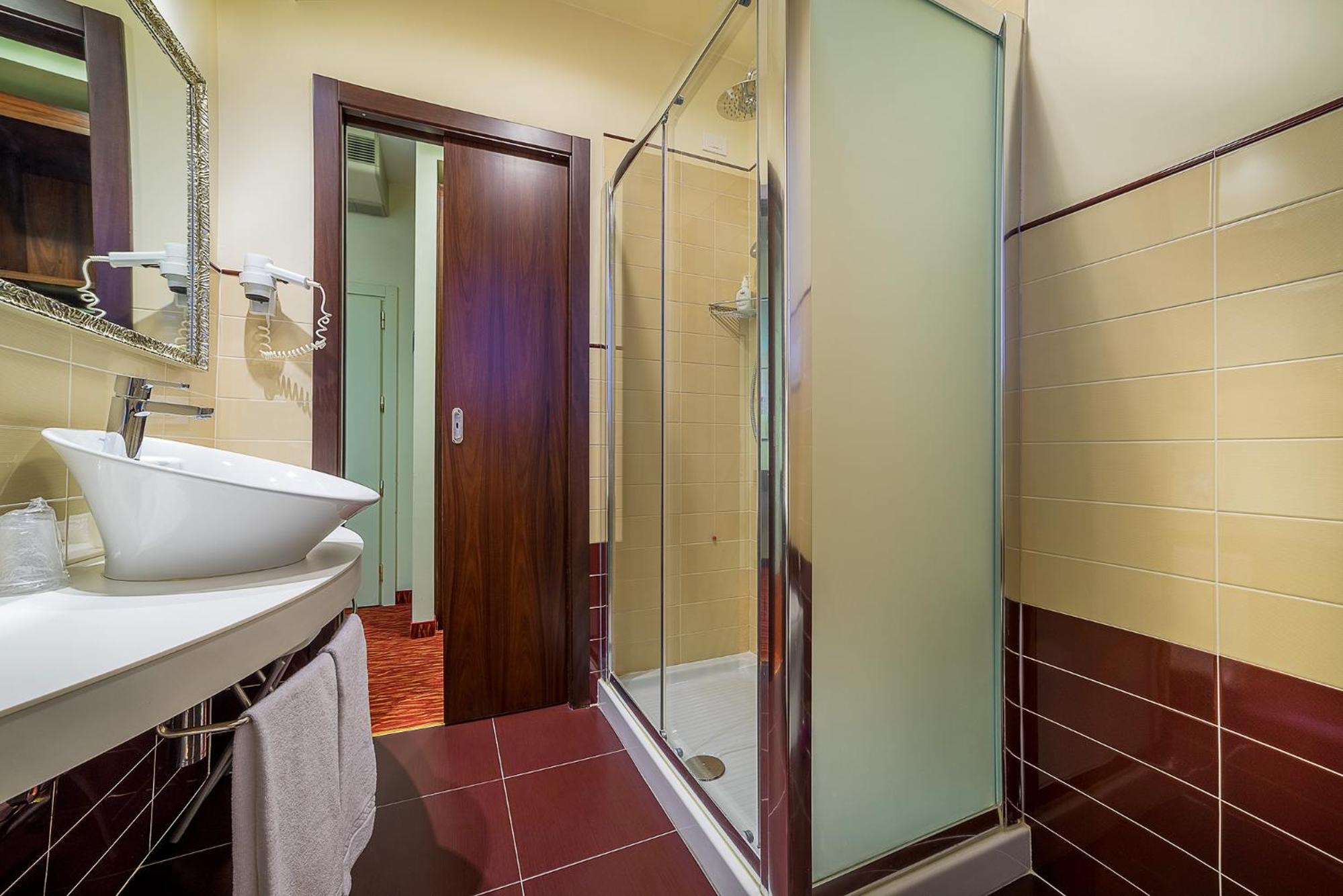 Comfort Double or Twin Room