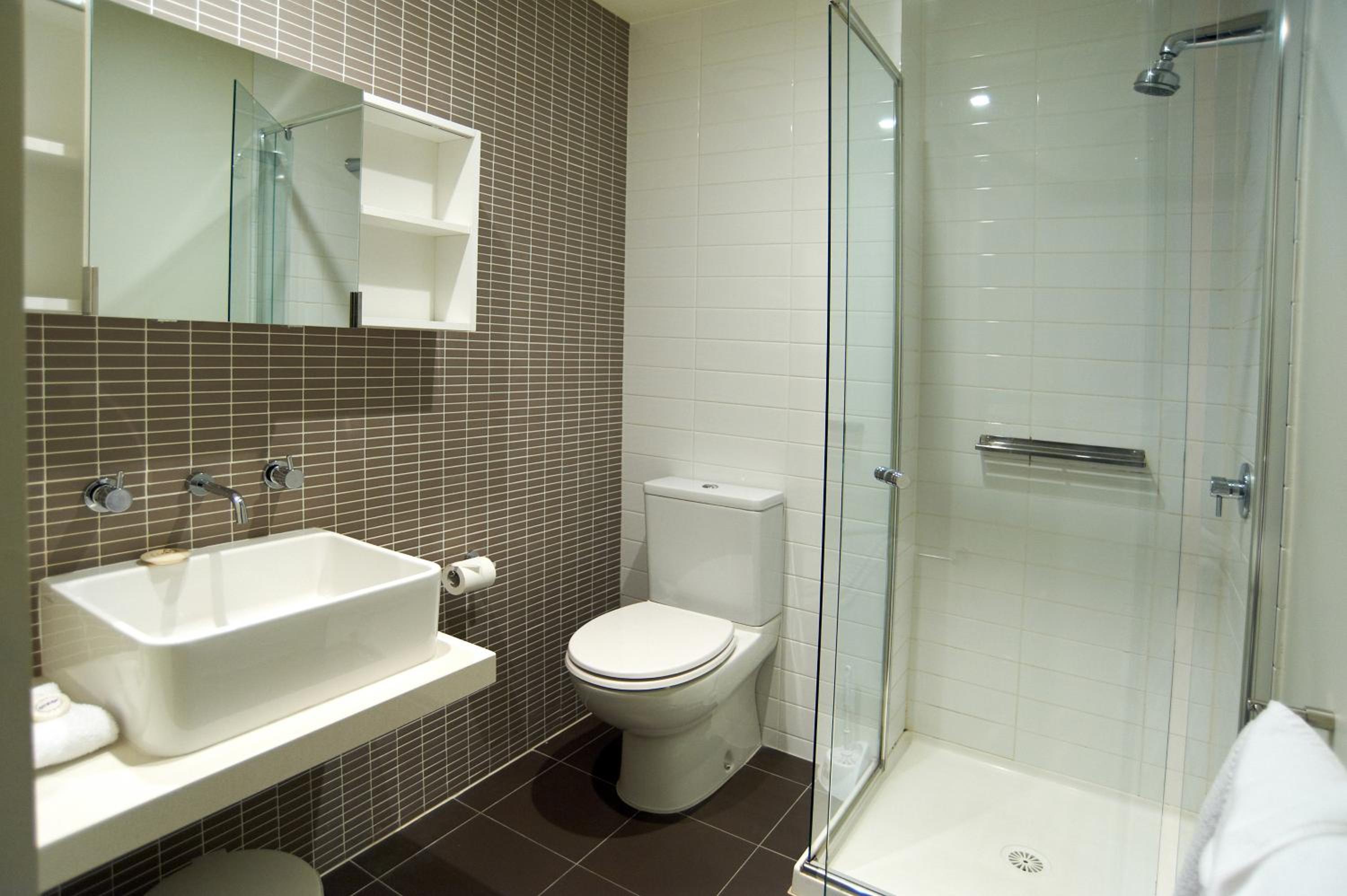 One-Bedroom Apartment - Photo 12