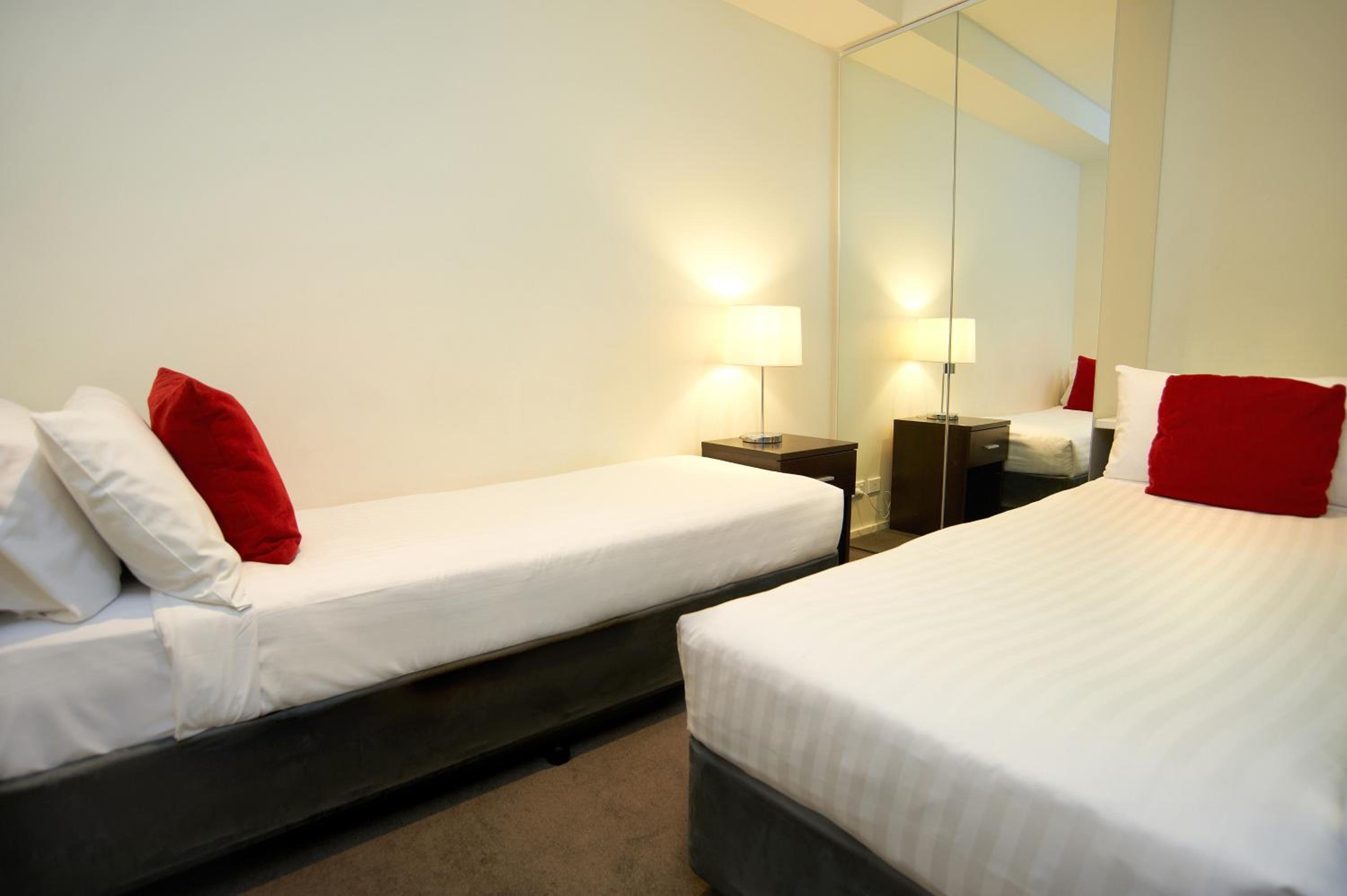 Family Suite - Photo 6