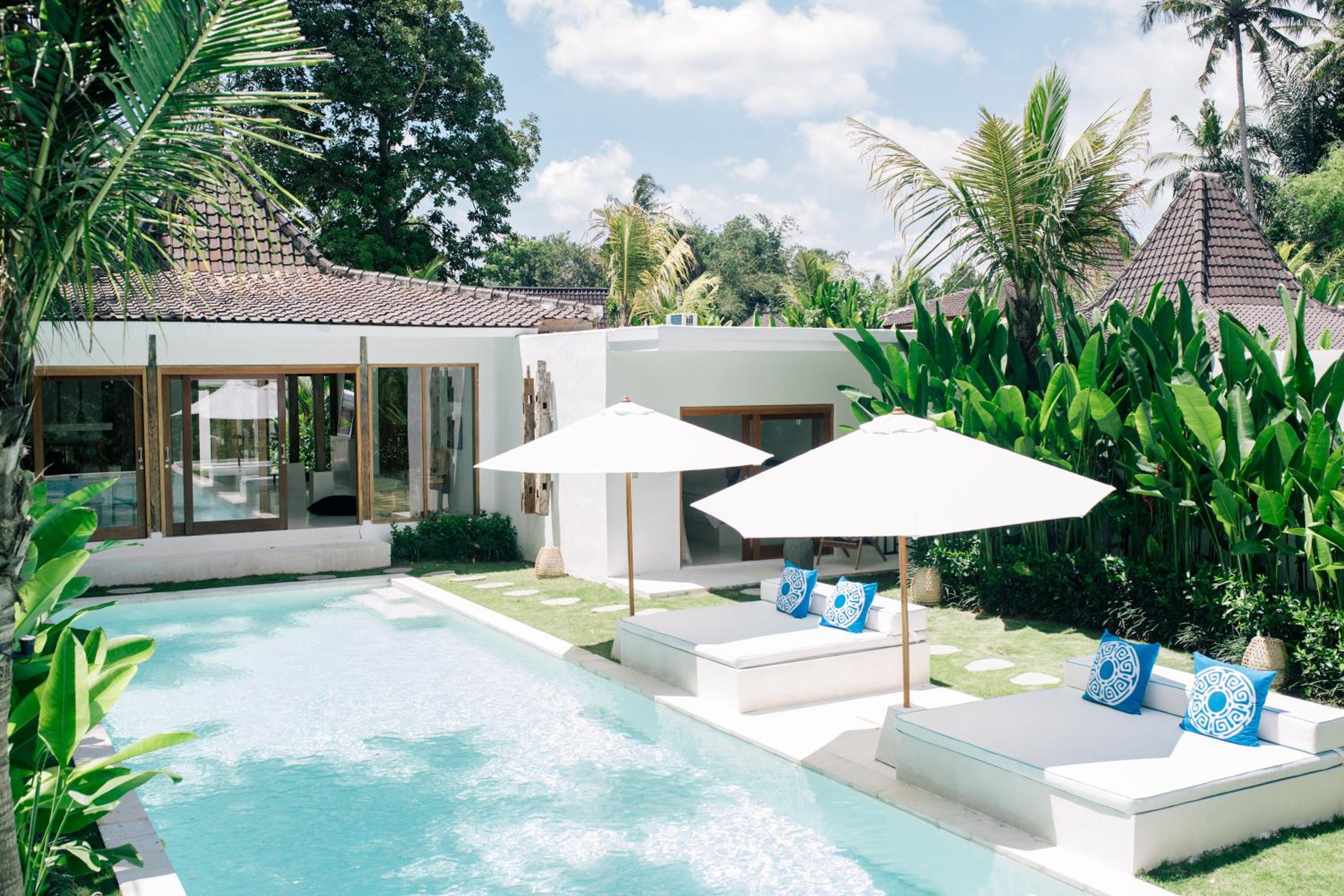Two-Bedroom Villa with Garden Private Pool - Photo 3