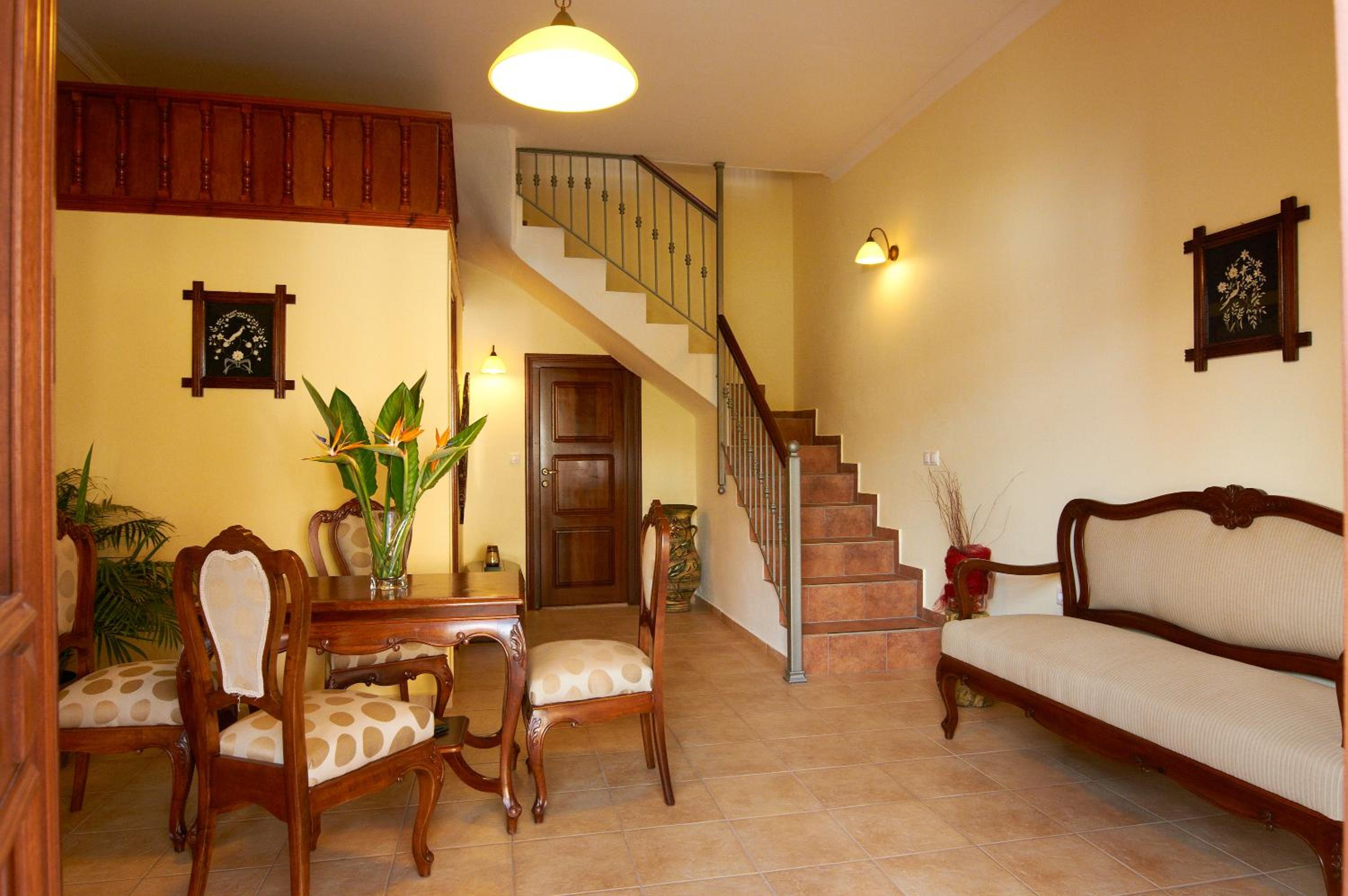 Superior Maisonette - Photo 3