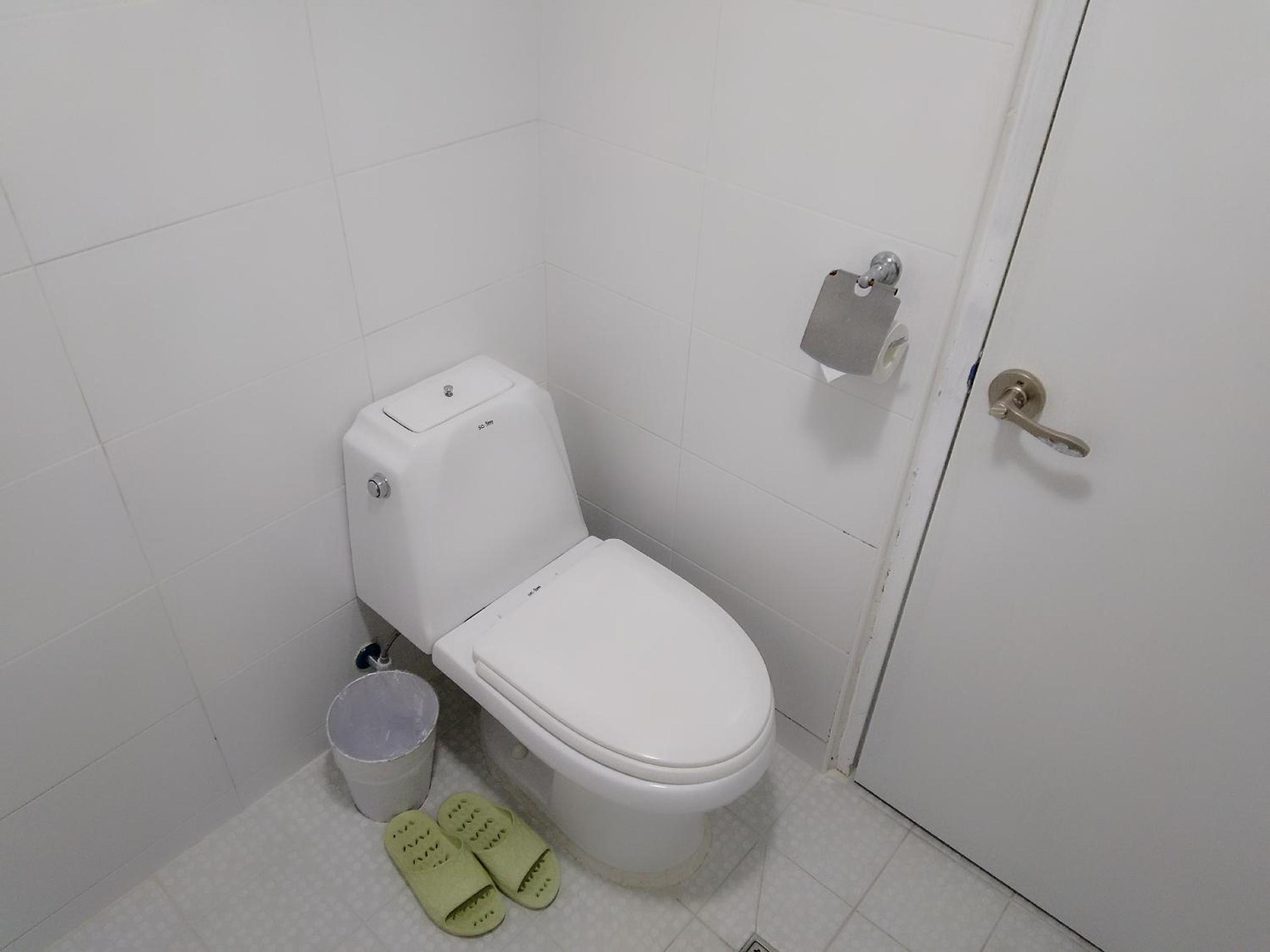 Standard Double Room - Photo 7